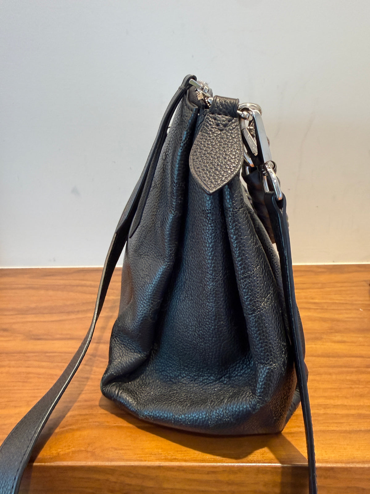 Louis Vuitton Mahina Babylone Chain BB Black Pre-Owned