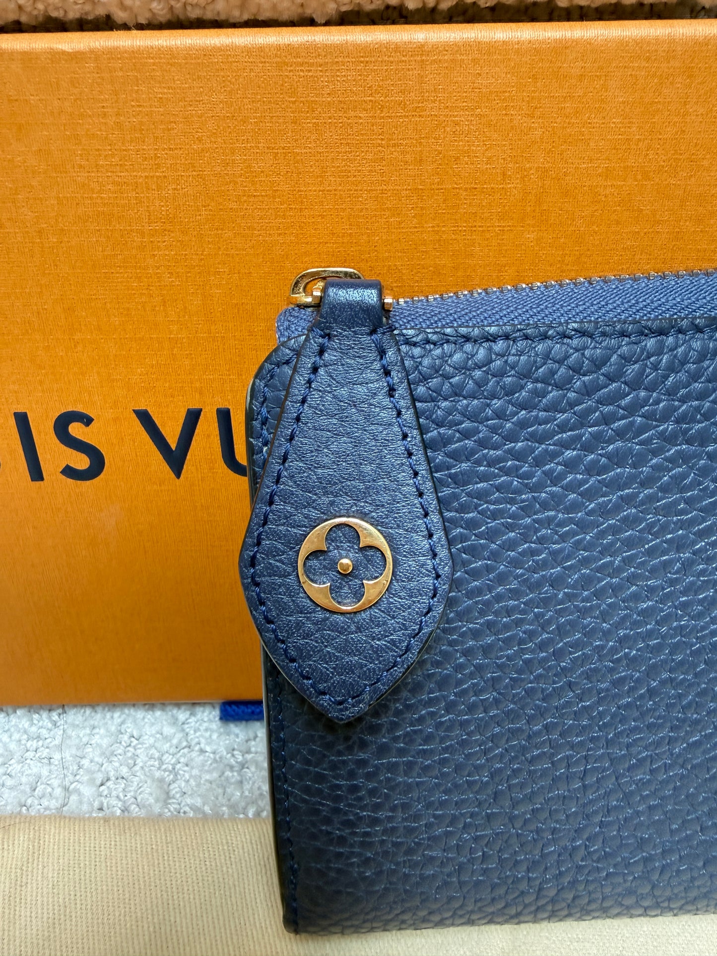 Louis Vuitton Taurillon Comete Long Wallet in Navy Full Set