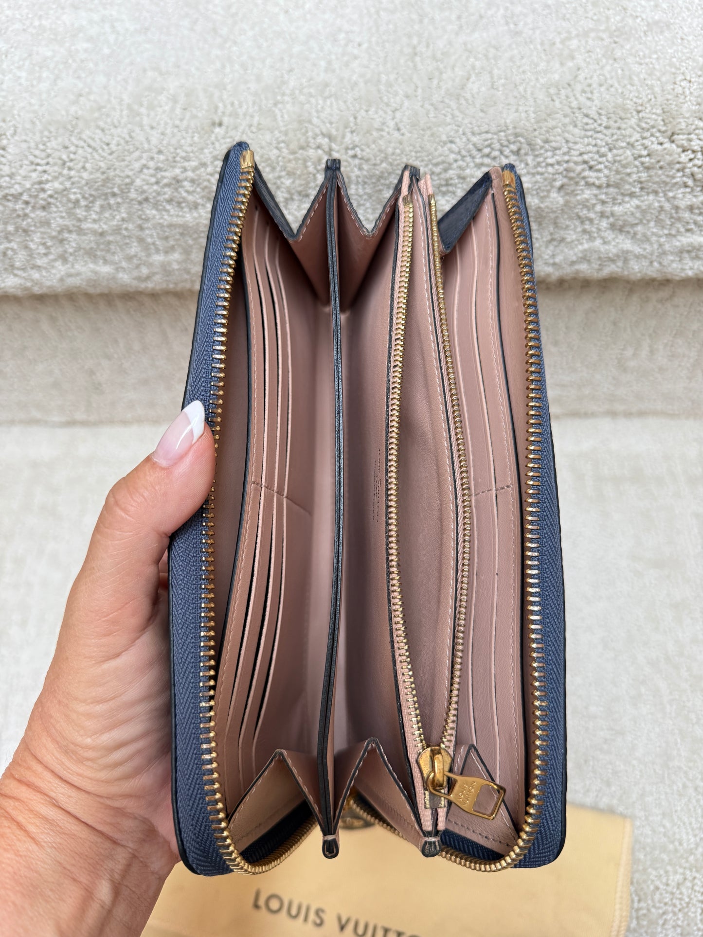 Louis Vuitton Taurillon Comete Long Wallet in Navy Full Set