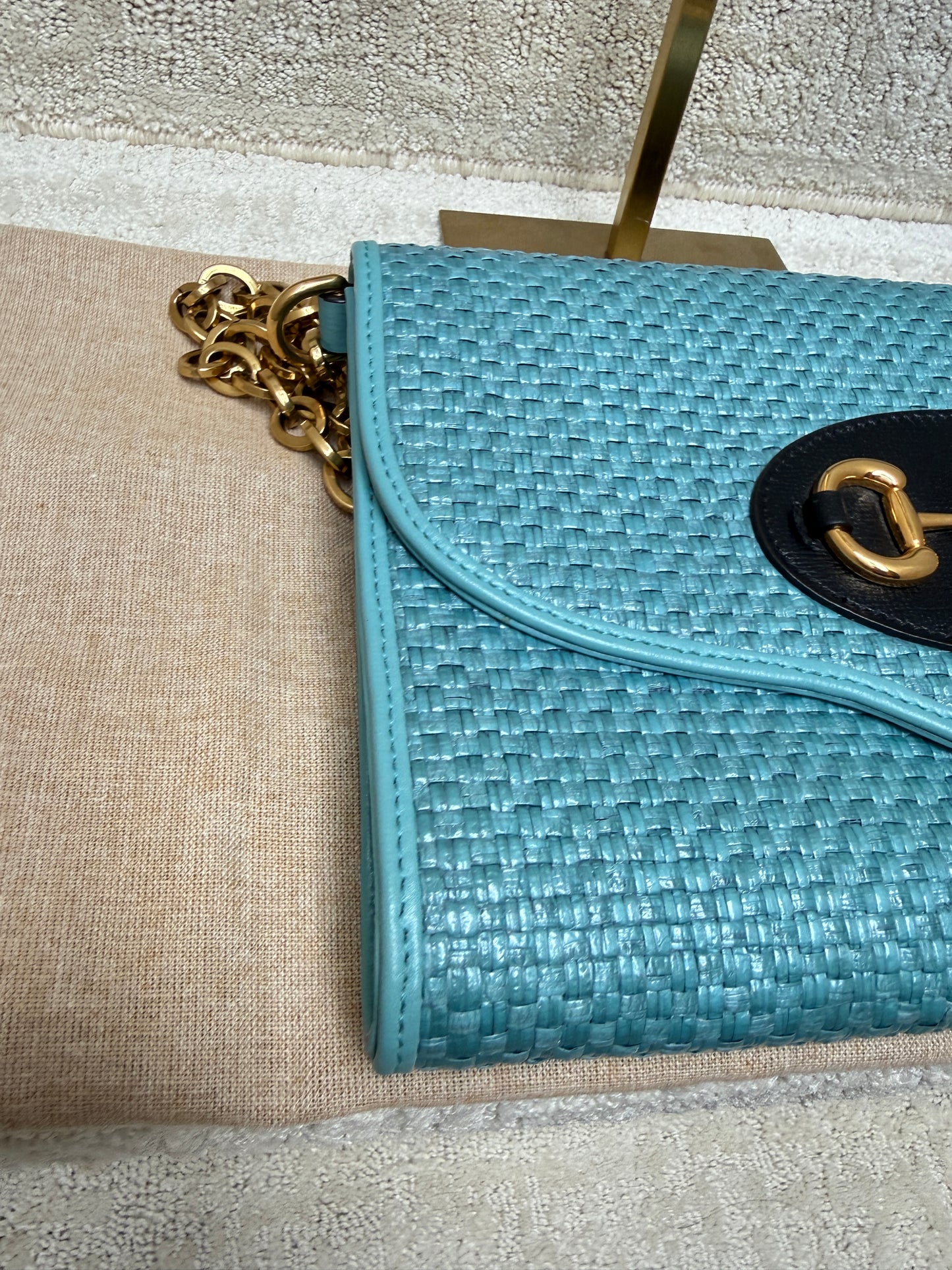 Gucci Horsebit 1955 Curved Flap Shoulder Bag in Blue Raffia