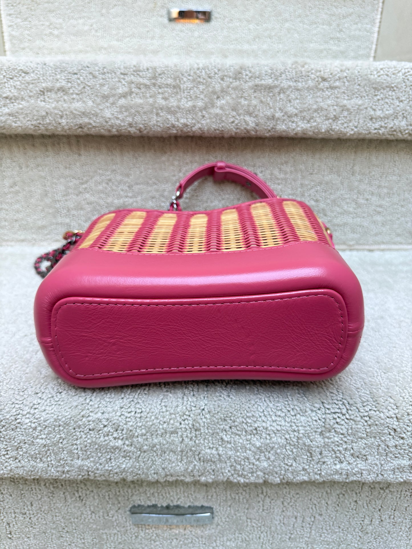 Chanel Gabrielle Hobo Small in Beige Rattan & Pink leather