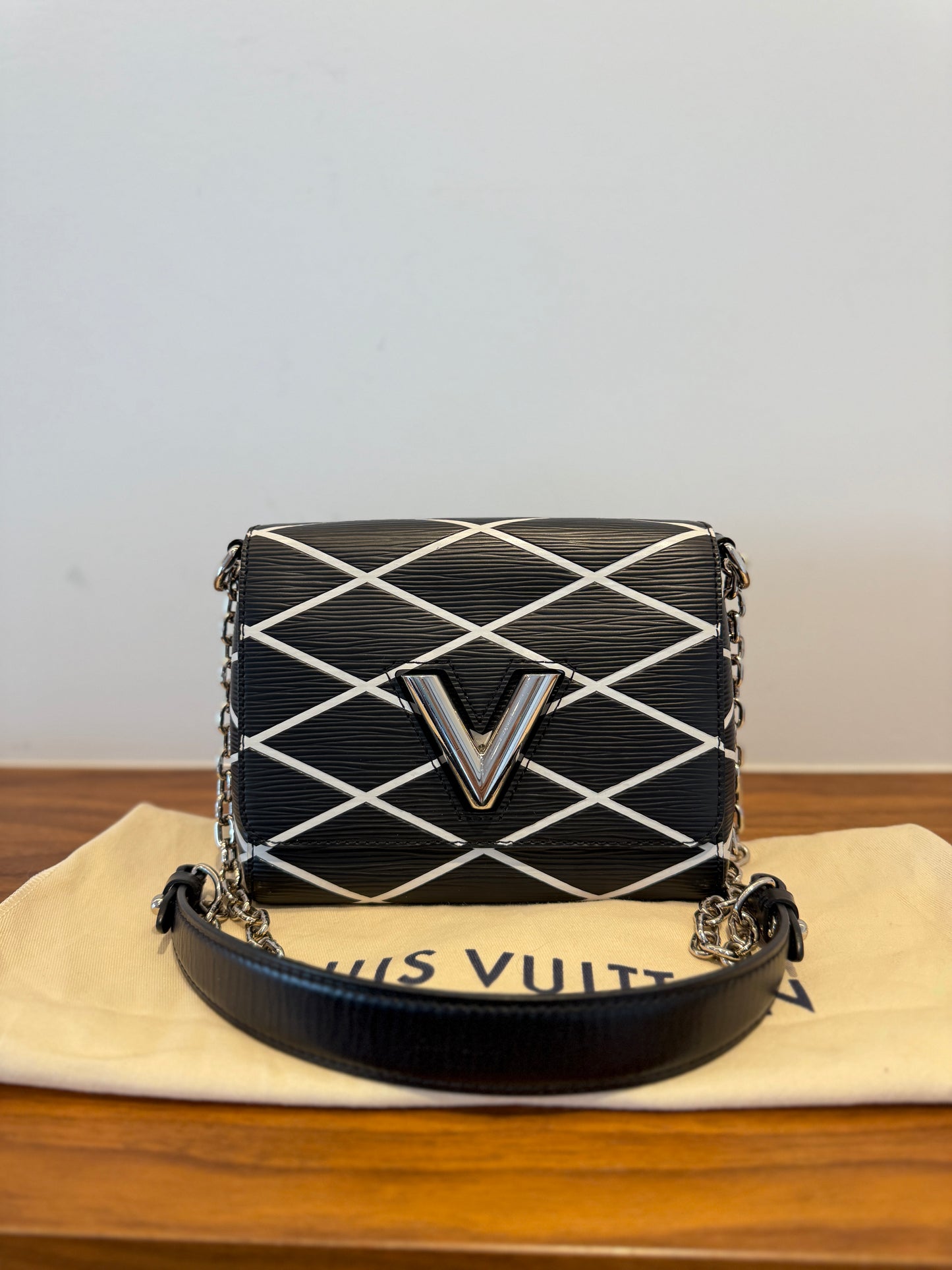 Louis Vuitton Epi Twist Shoulder Bag PM in Black and White