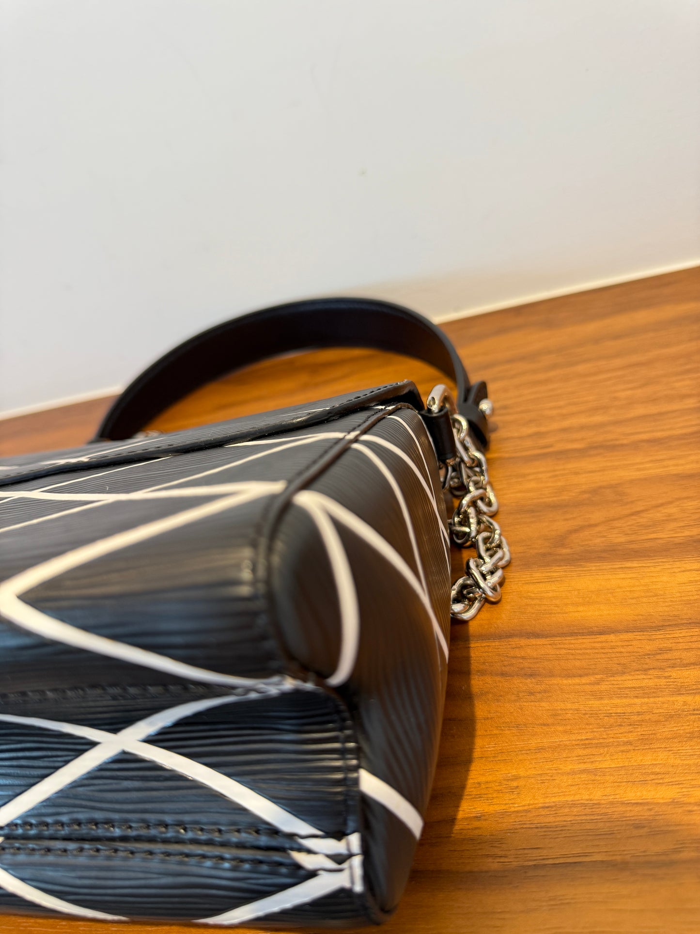 Louis Vuitton Epi Twist Shoulder Bag PM in Black and White