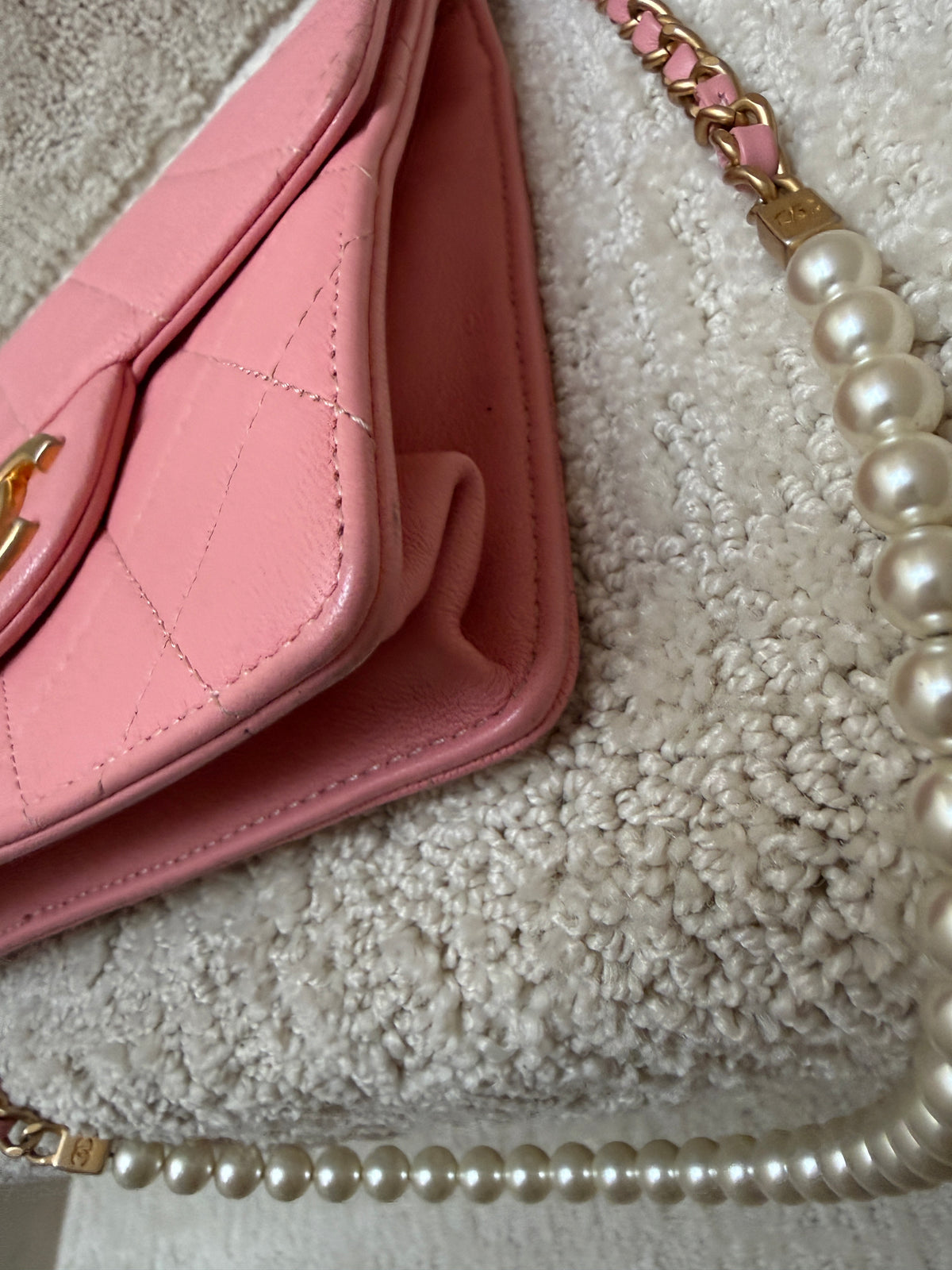 Chanel Chic Pearls Flap Bag in Pink Quilted Goatskin