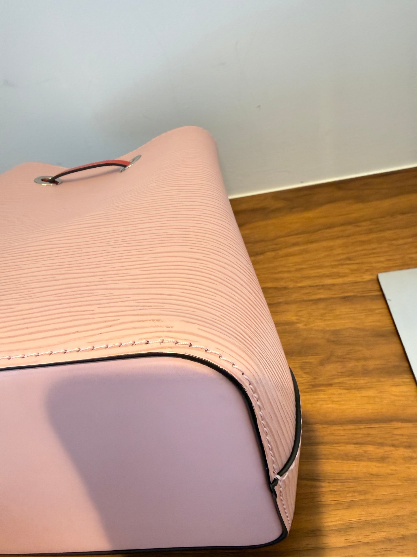 Louis Vuitton Epi NeoNoe BB Rose Ballerine