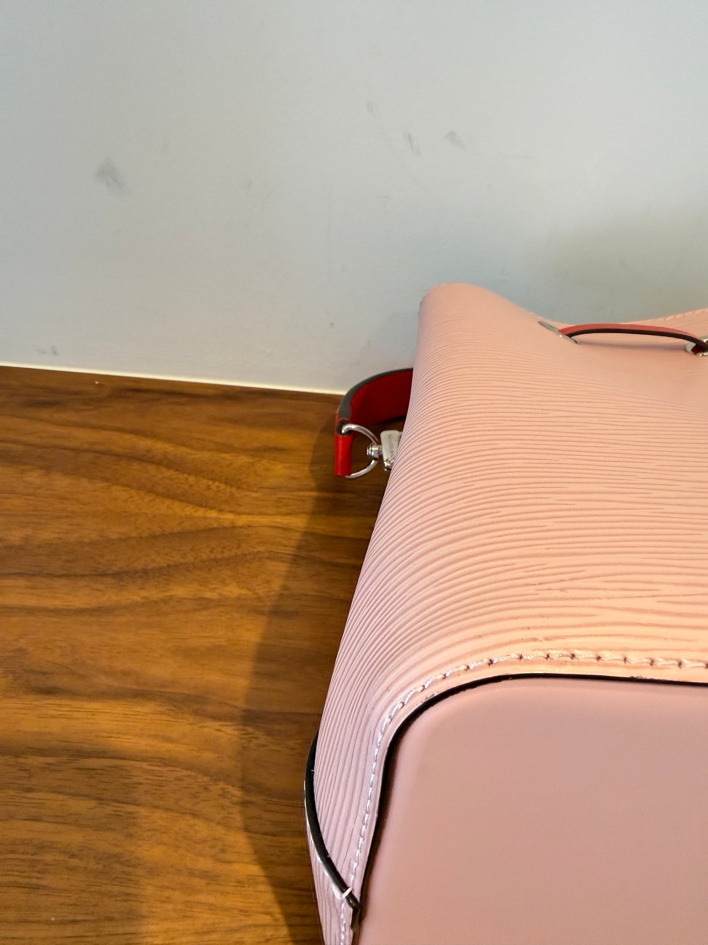 Louis Vuitton Epi NeoNoe BB Rose Ballerine
