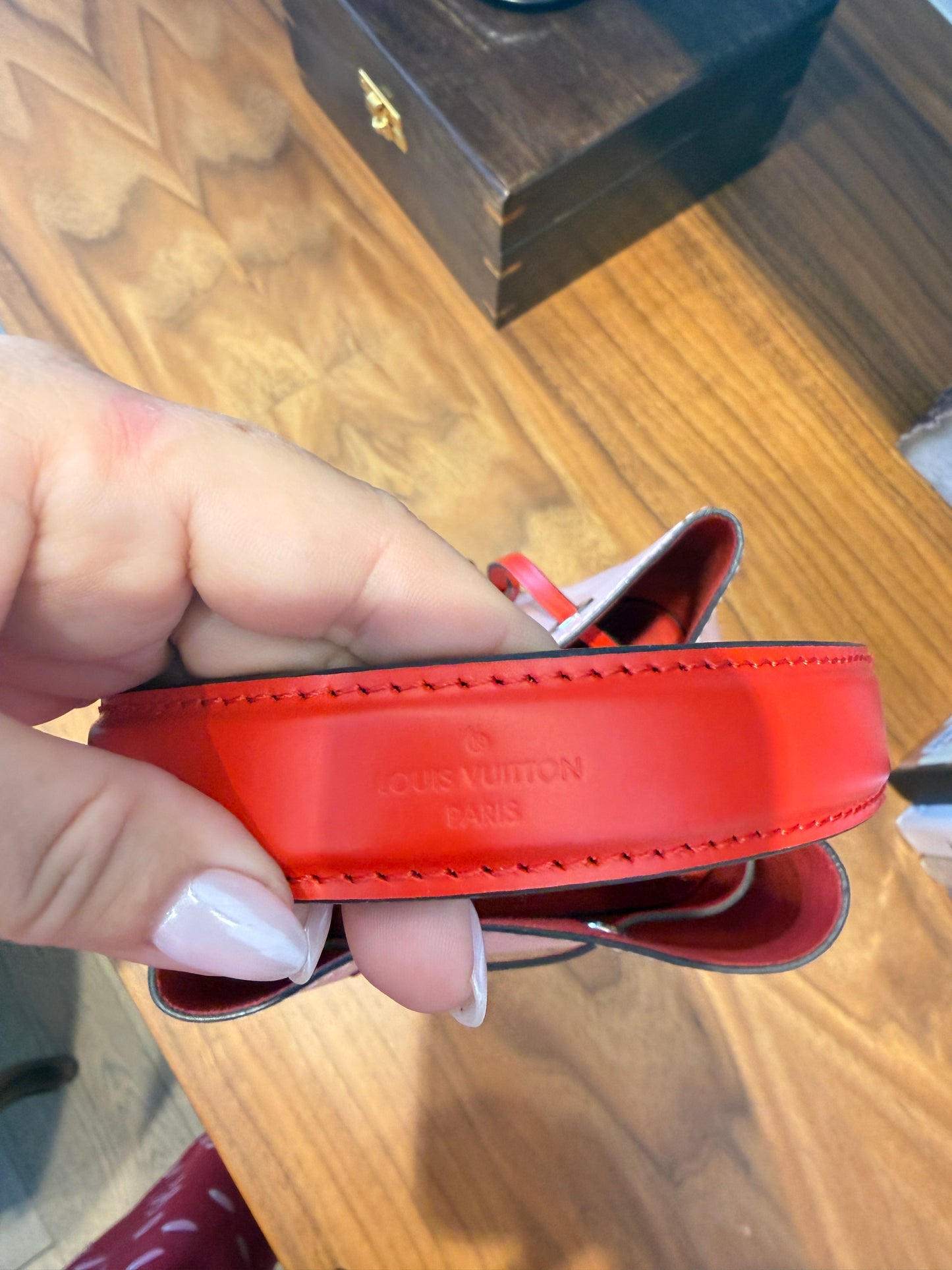 Louis Vuitton Epi NeoNoe BB Rose Ballerine