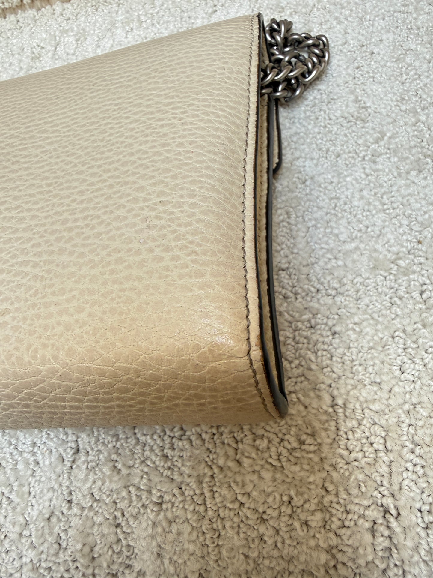 Gucci Calfskin Dionysus Wallet on Chain in Mystic White