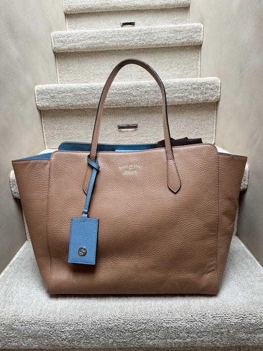 Gucci Calfskin Medium Swing Tote in Tan & Blue