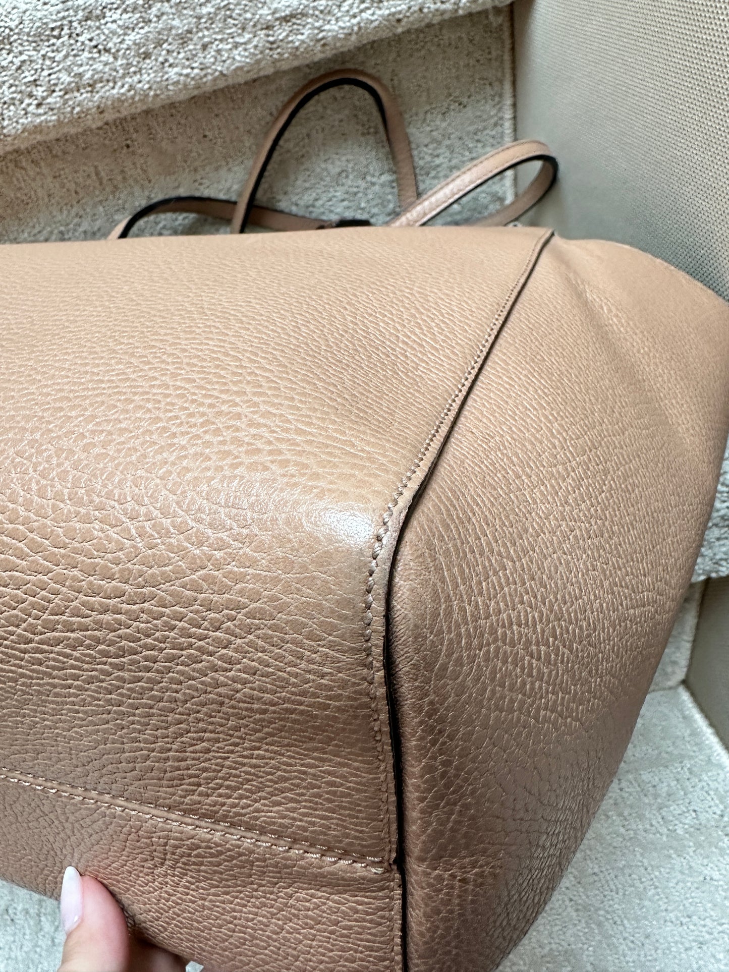 Gucci Calfskin Medium Swing Tote in Tan & Blue