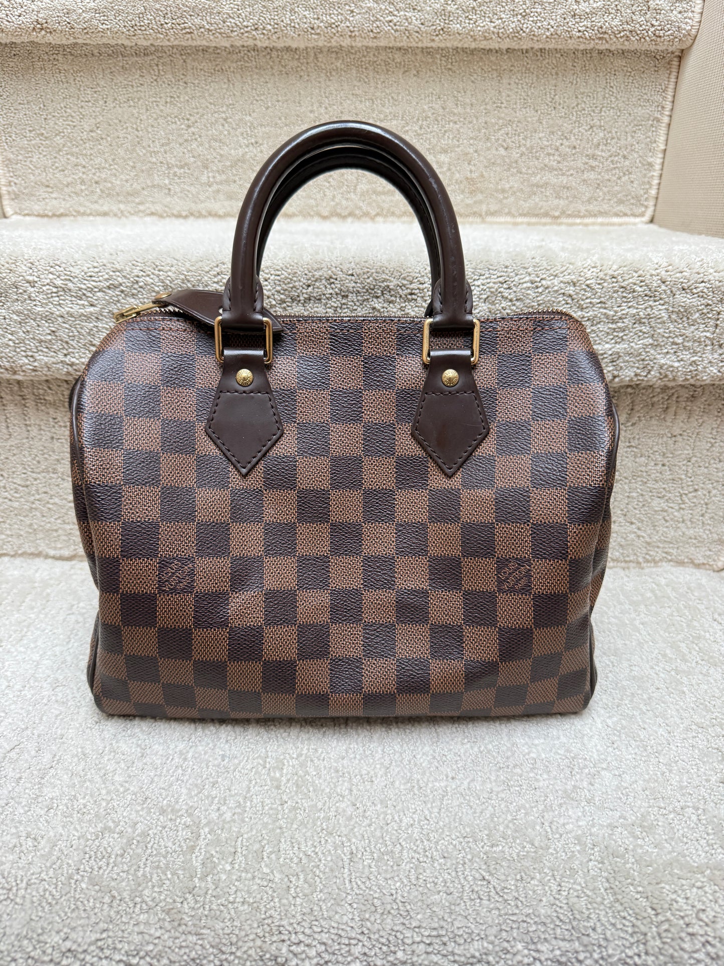 Louis Vuiton Speedy 25 in damier ebene for sale preowned