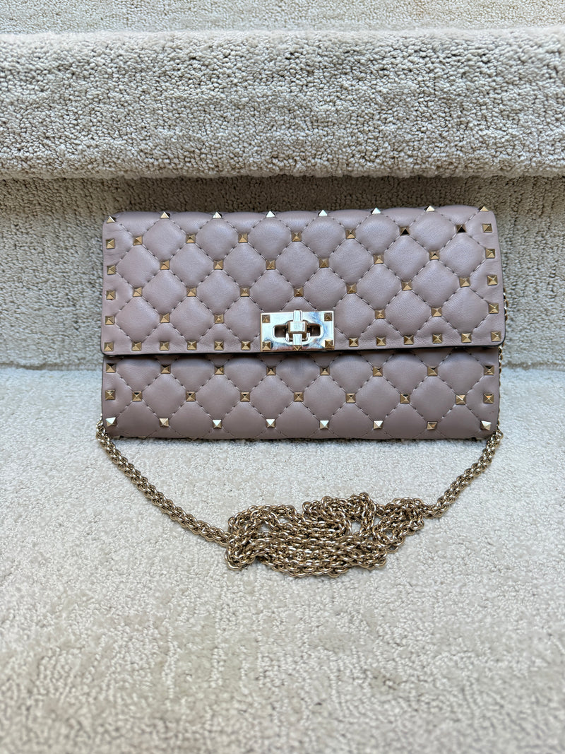 Valentino Garavani Lambskin Rockstud Spike Wallet on Chain Beige Pre-Owned
