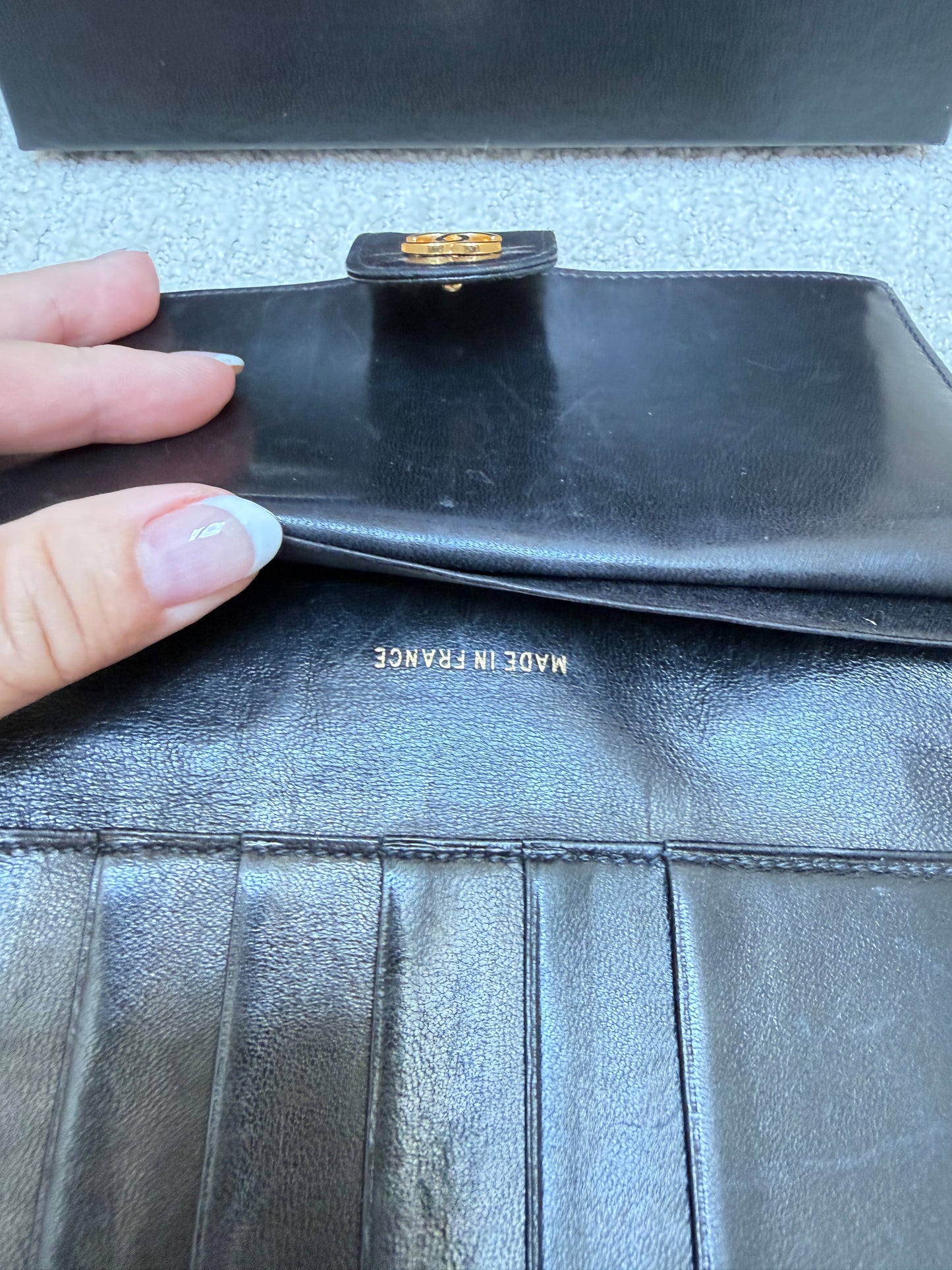 Chanel Kiss Lock Vintage Wallet in Black and Gold