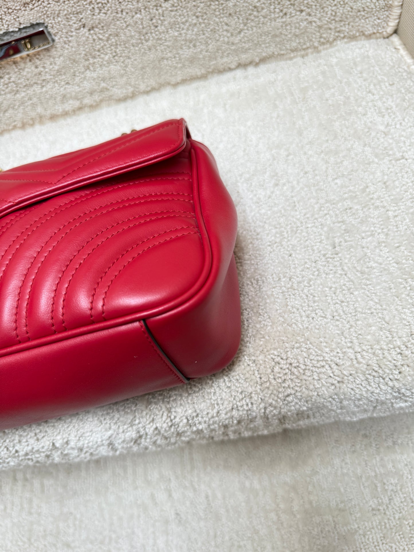 Gucci Calfskin Matelasse Small GG Marmont Shoulder Bag Red