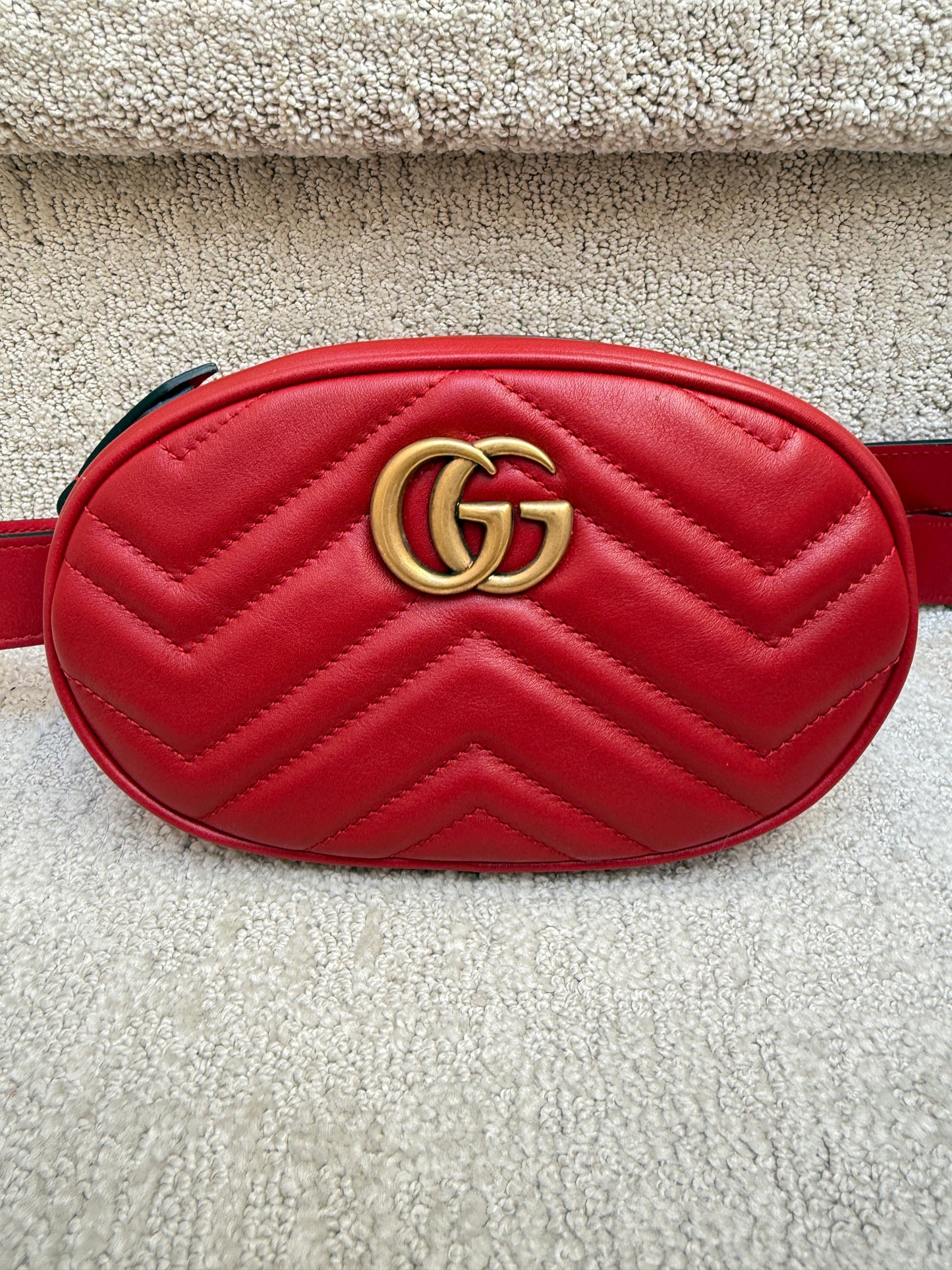 Gucci Red Quilted Leather GG Marmont Waist Belt Bag Size 95/38