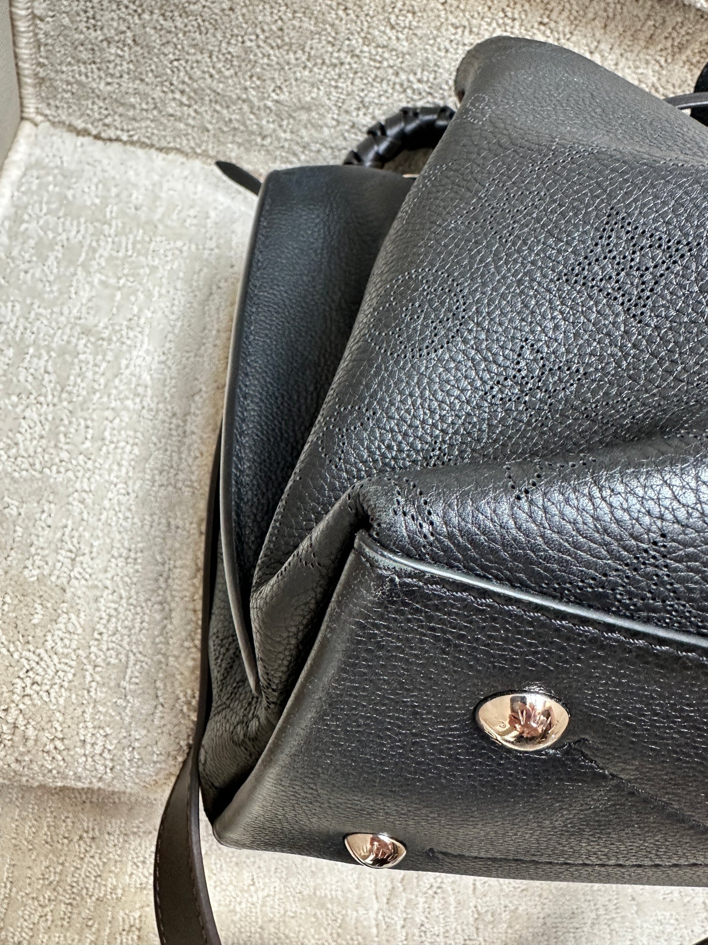 Louis Vuitton Muria Mahina in Noir