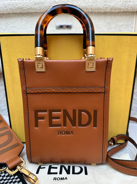FENDI Vitello King Plexiglass Logo Embossed Mini Fendi Sunshine Shopper Tote Cuoio