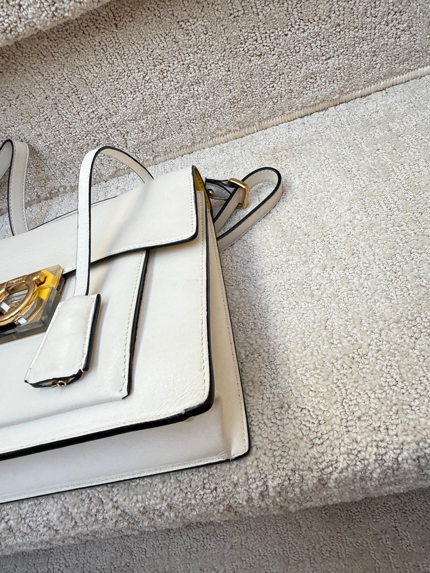 Ferragamo Handbag in White Leather with Gancini Hardware
