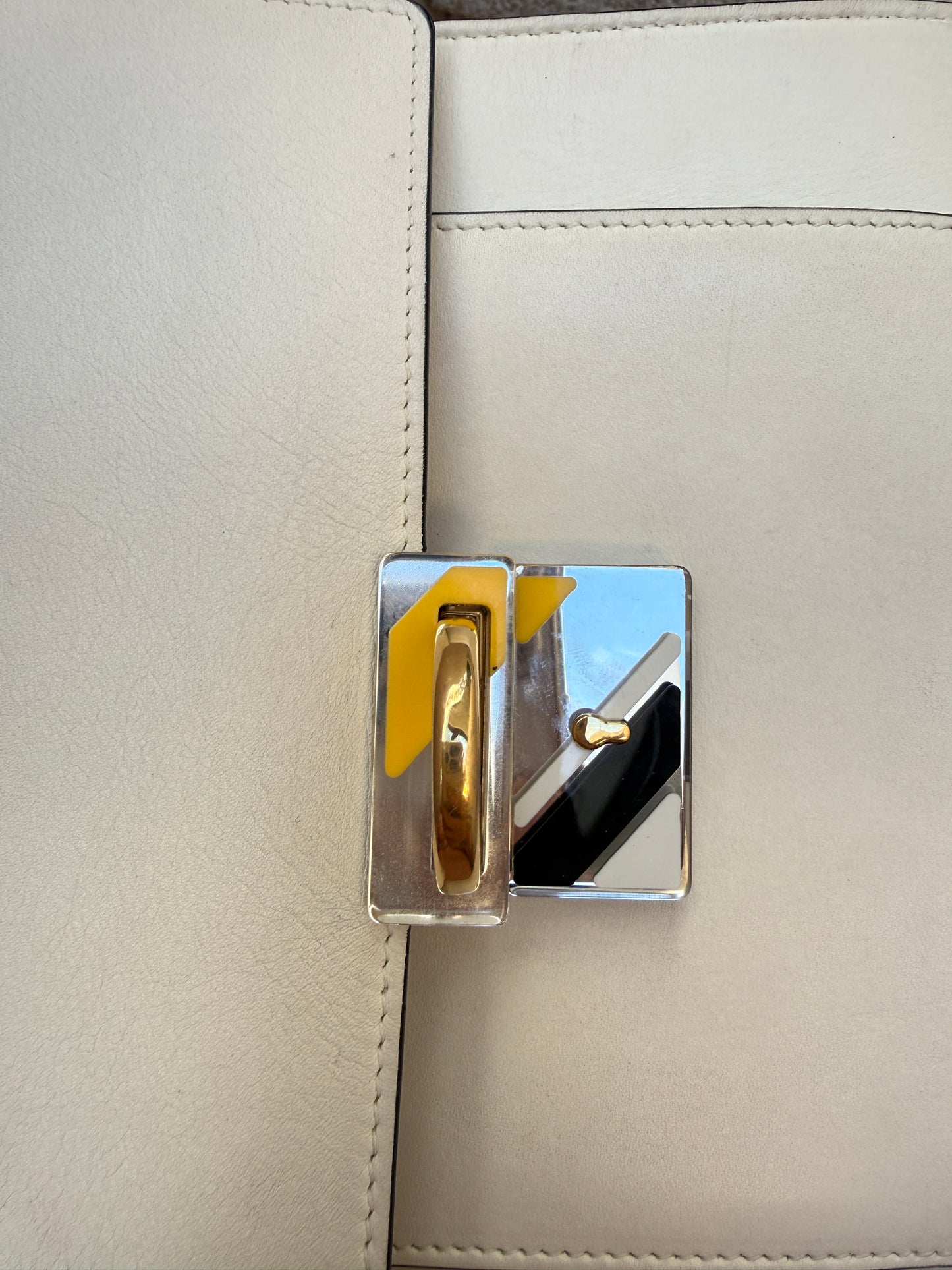 Ferragamo Handbag in White Leather with Gancini Hardware