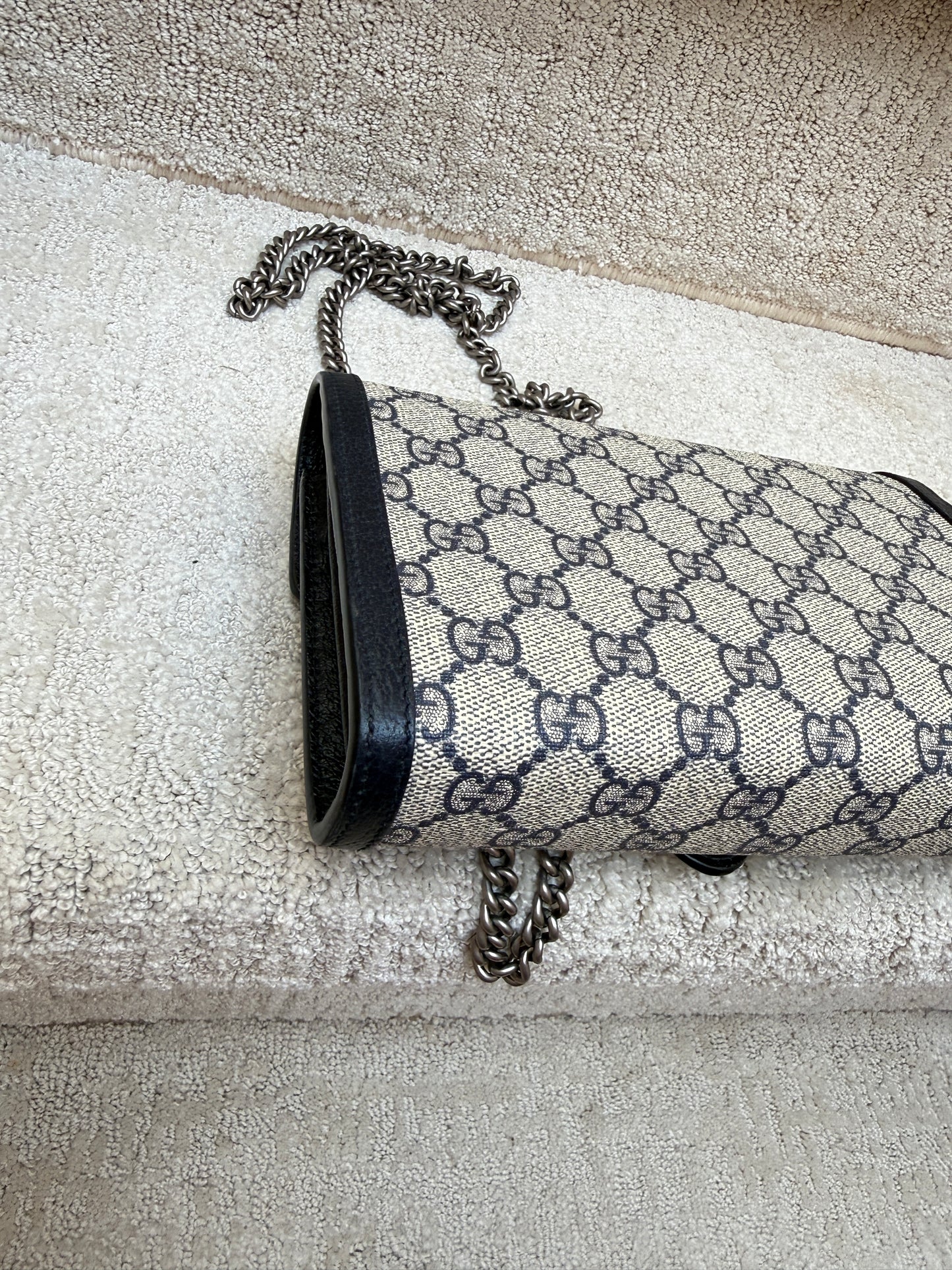 Gucci GG Supreme Monogram Mini Dionysus Chain Wallet in Navy