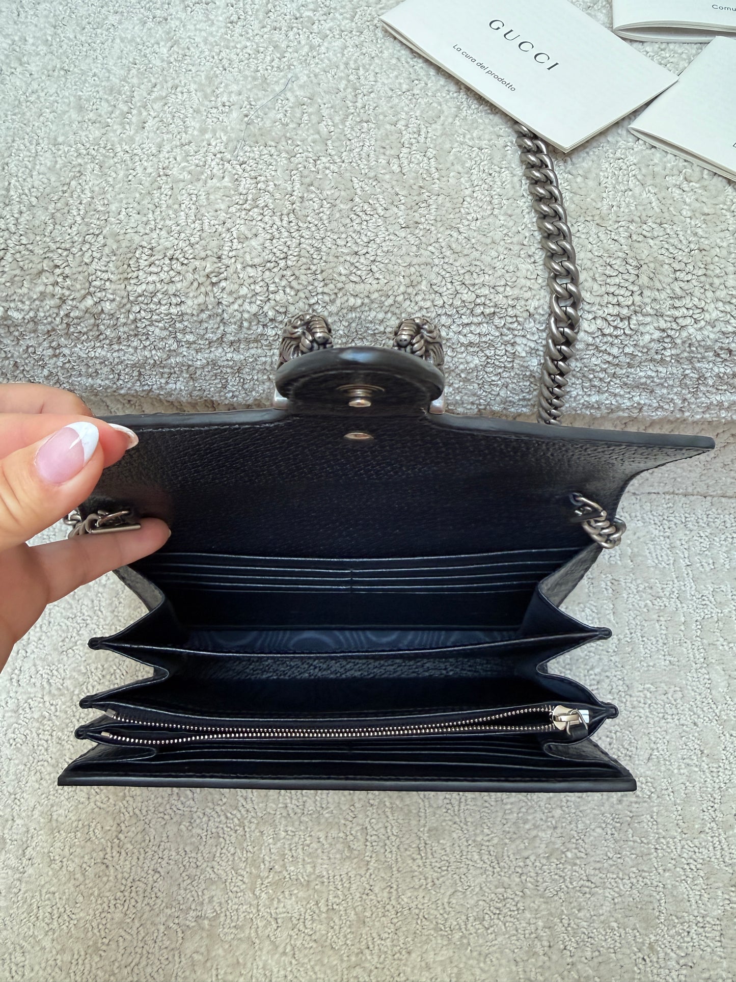 Gucci GG Supreme Monogram Mini Dionysus Chain Wallet in Navy