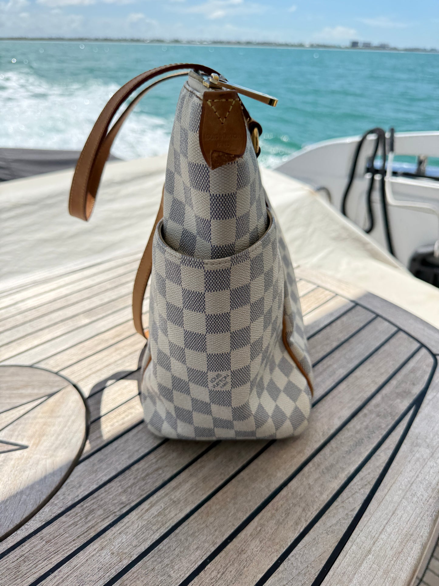 Louis Vuitton Totally MM Damier Azur Pre-Owned