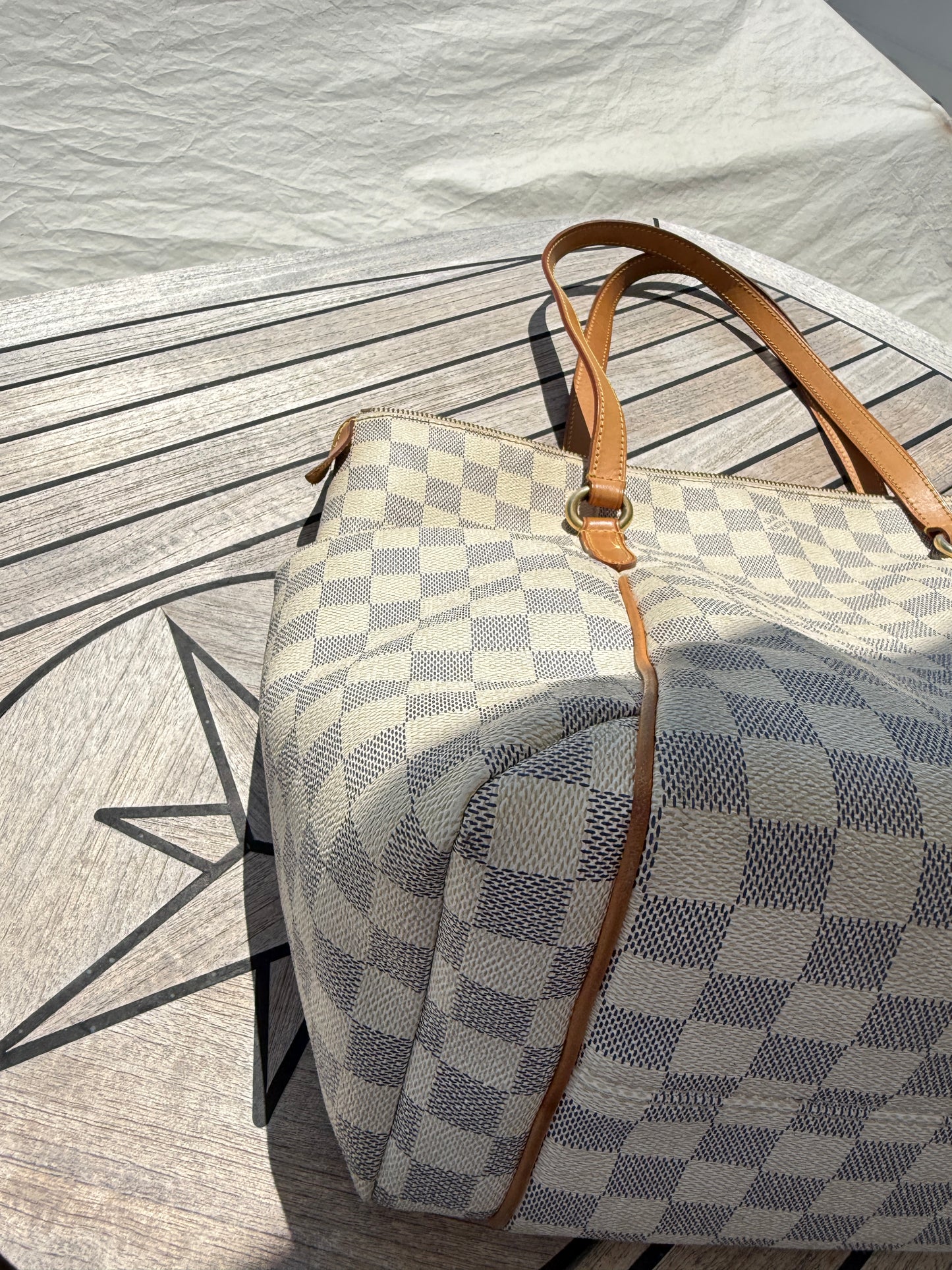 Louis Vuitton Totally MM Damier Azur Pre-Owned