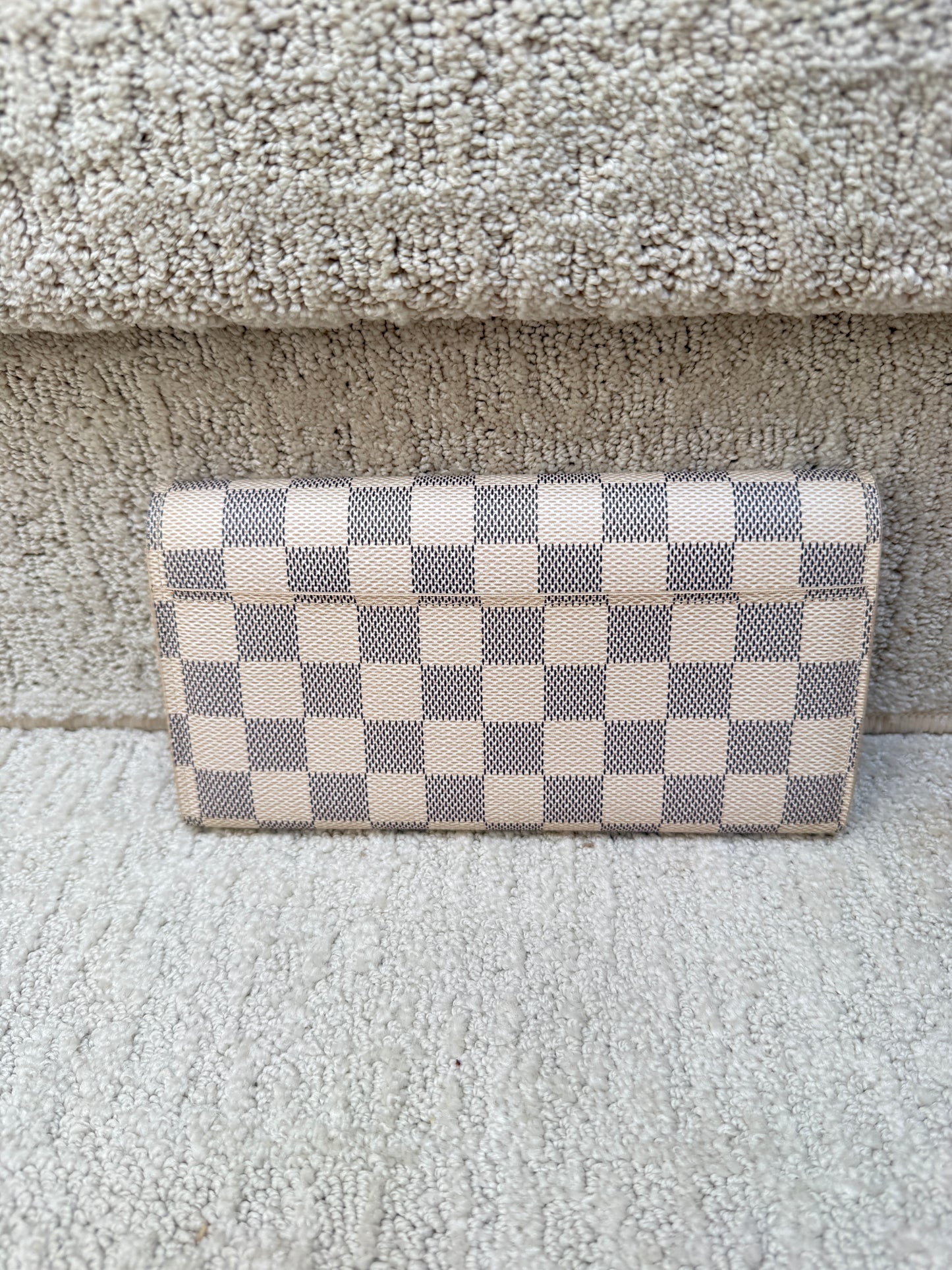 Louis Vuitton Sarah Wallet in Damier Azur