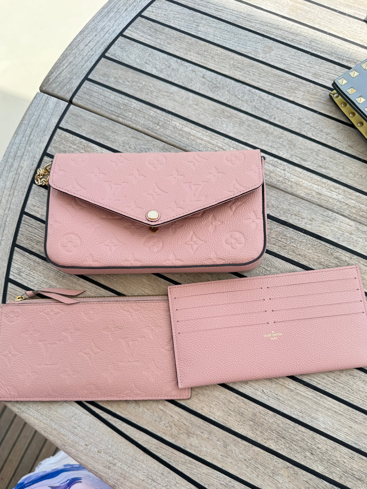 louis vuitton felicie pochette in pink embossed leather with 2 inserts for sale
