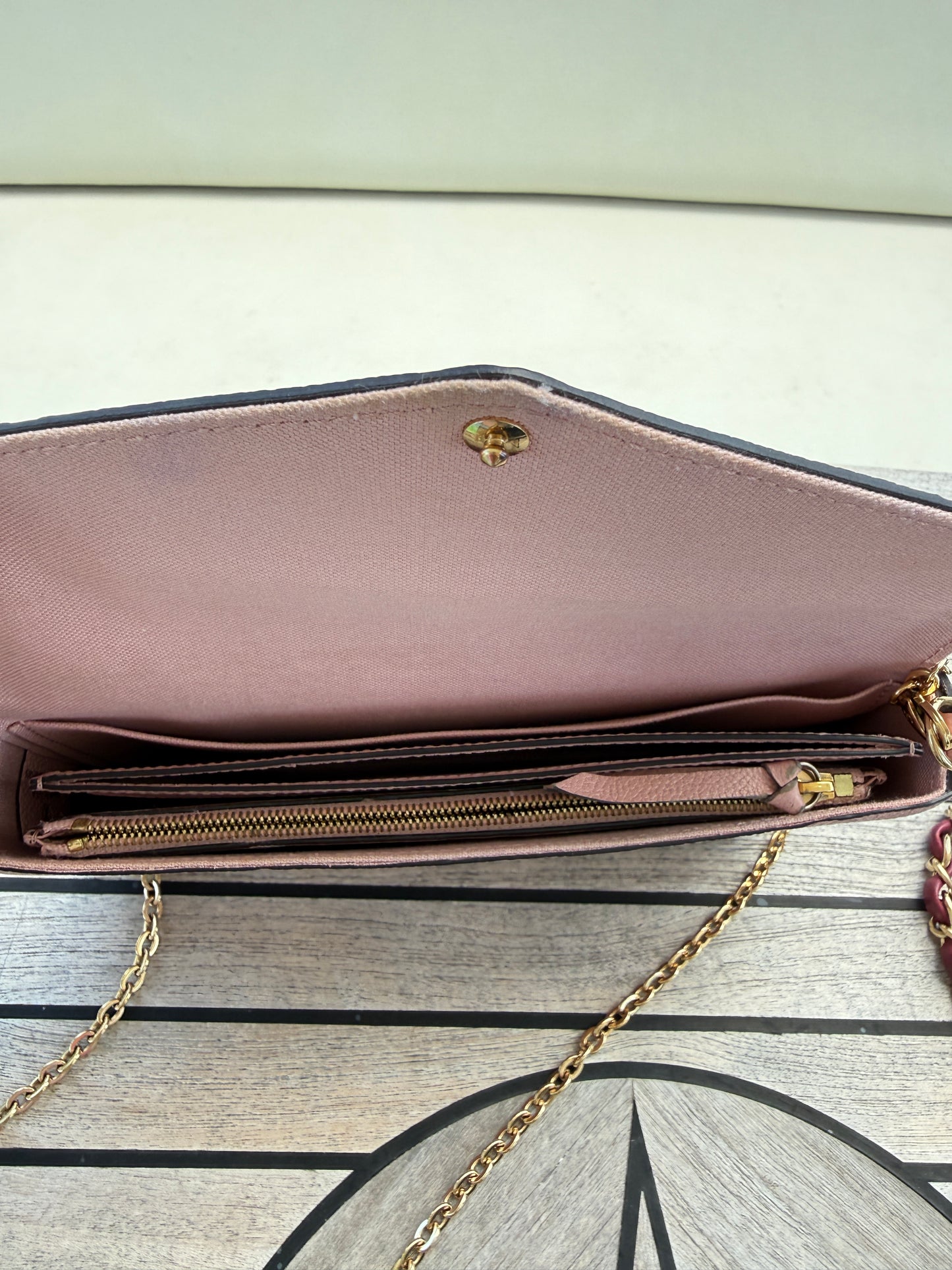 Louis Vuitton Empreinte Pochette Felicie Portefeuille Chaîne Rose Poudre D'occasion