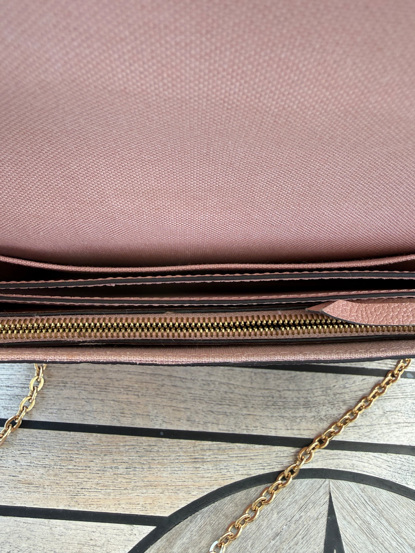 Louis Vuitton Empreinte Pochette Felicie Portefeuille Chaîne Rose Poudre D'occasion