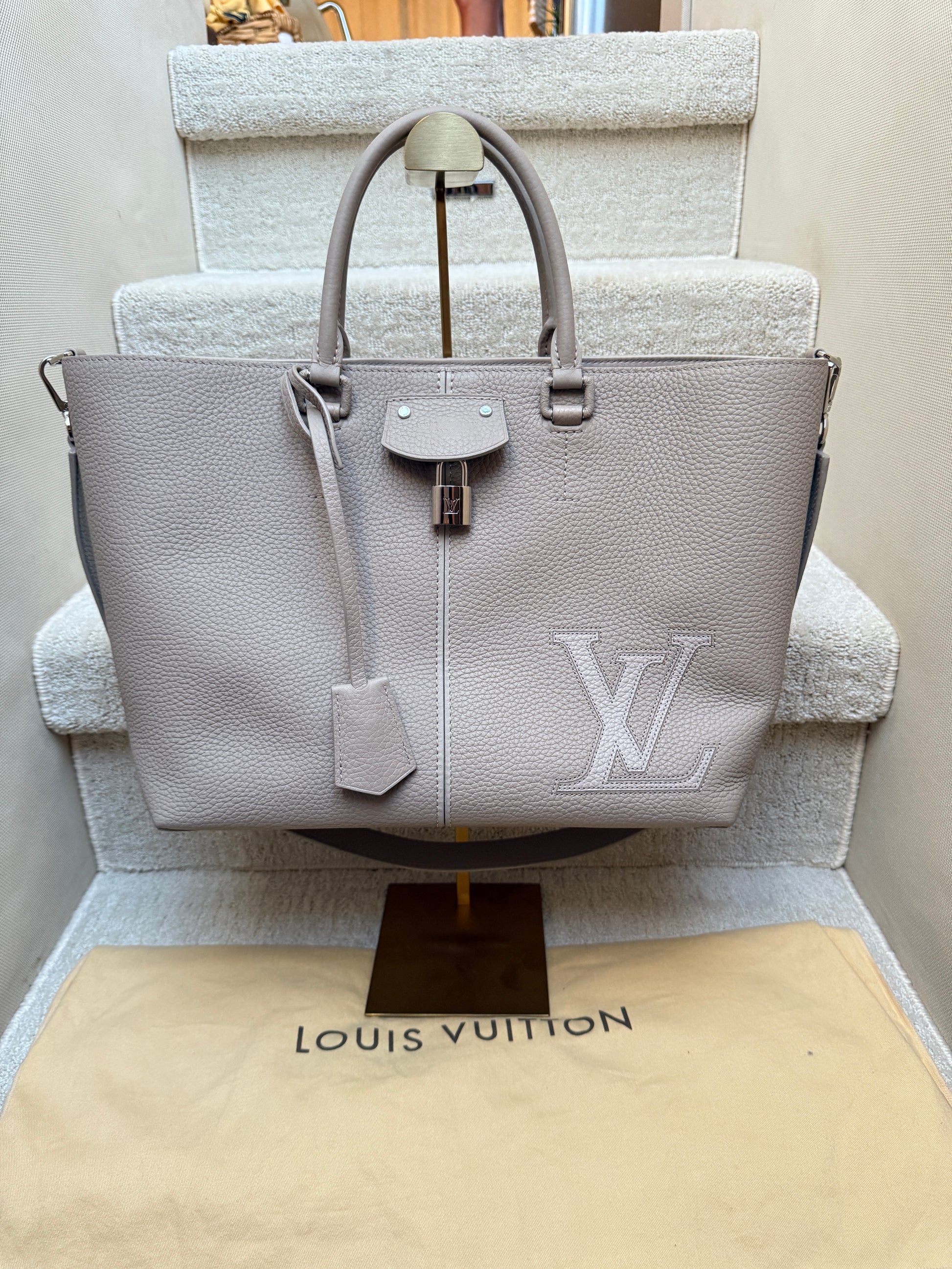 Louis Vuitton Pernelle grey tote in taurillon leather crossbody and double handle carry like new from purseonalshopper