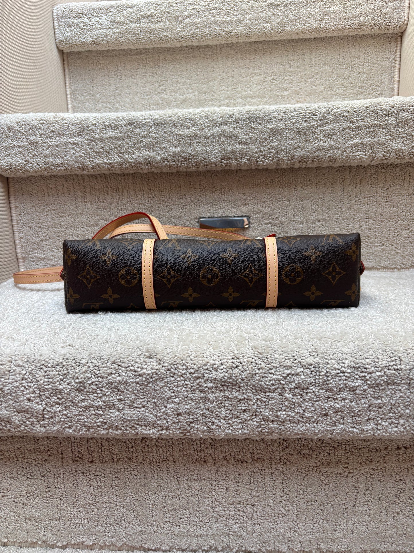 louis vuitton shoulder bag for sale preloved consignment reseller