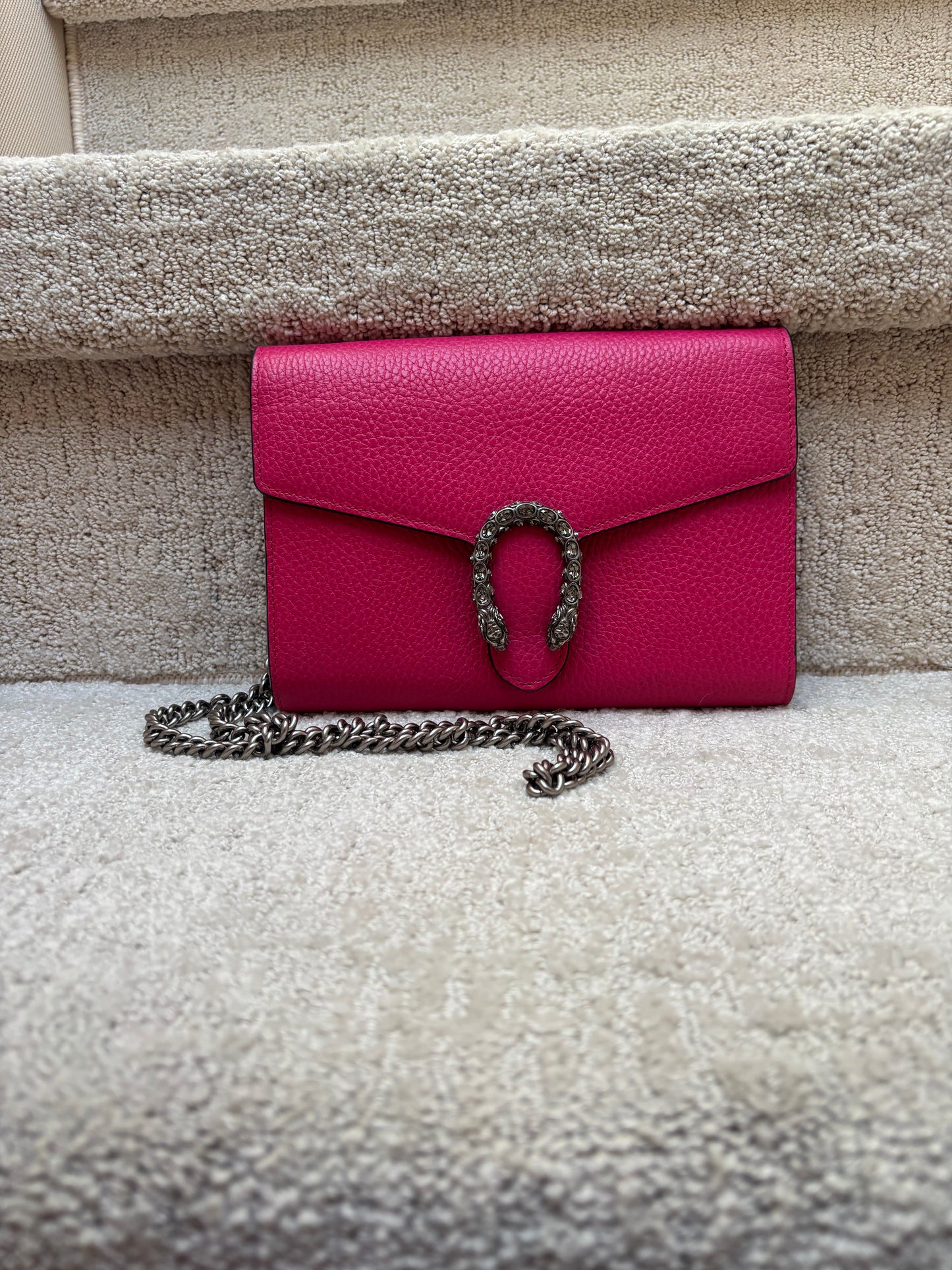 Gucci Dionysus Handbag in Hot Pink Pre-Owned