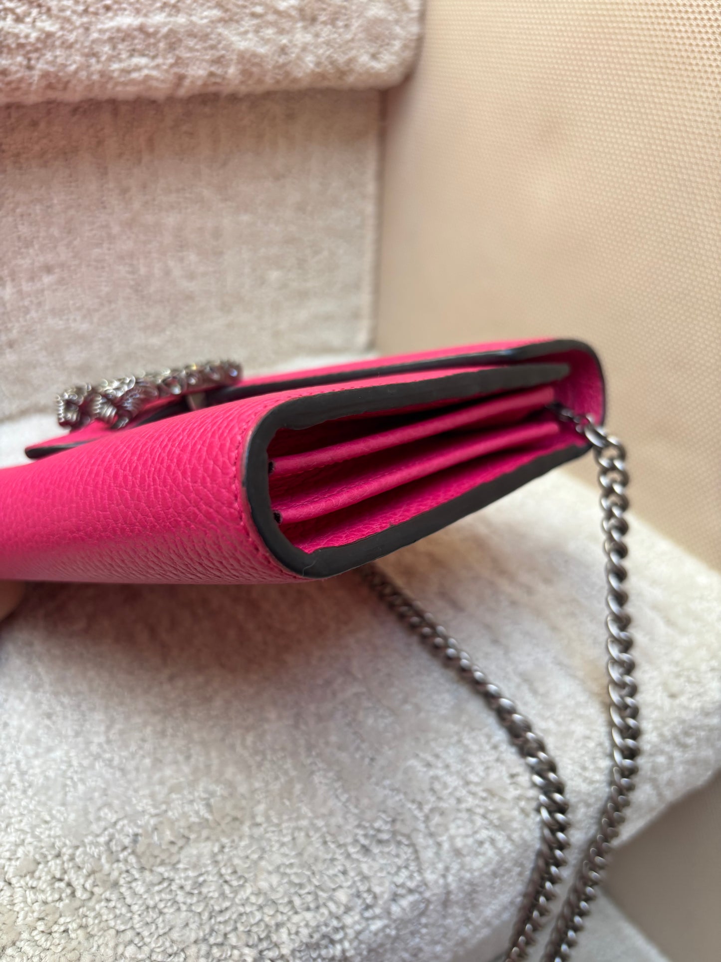 Gucci Dionysus Handbag in Hot Pink Pre-Owned