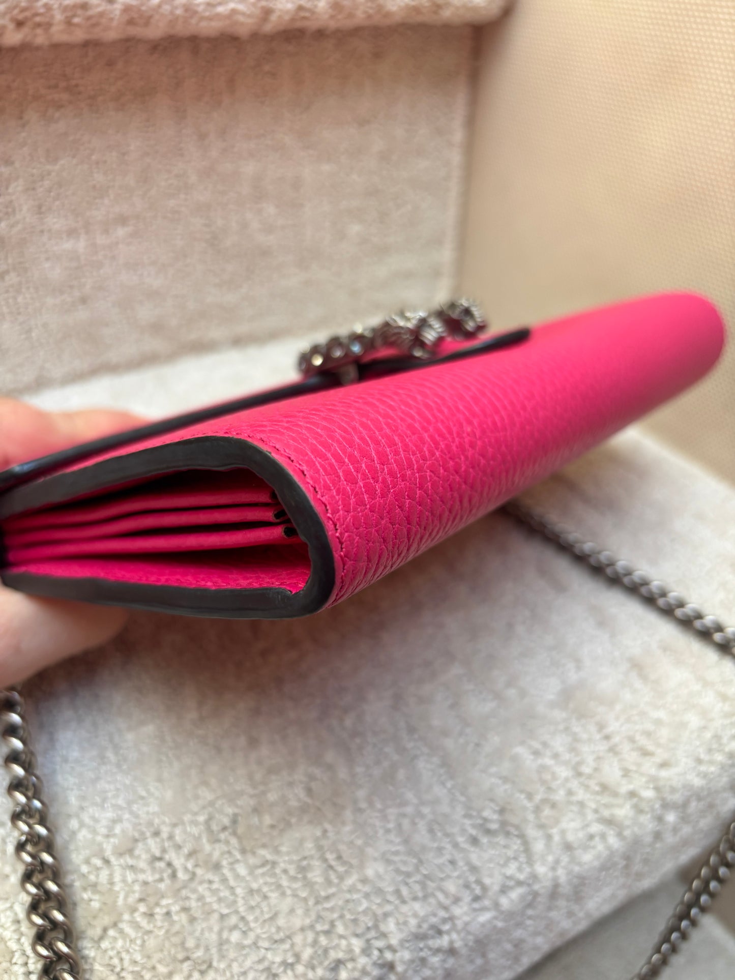 Gucci Dionysus Handbag in Hot Pink Pre-Owned