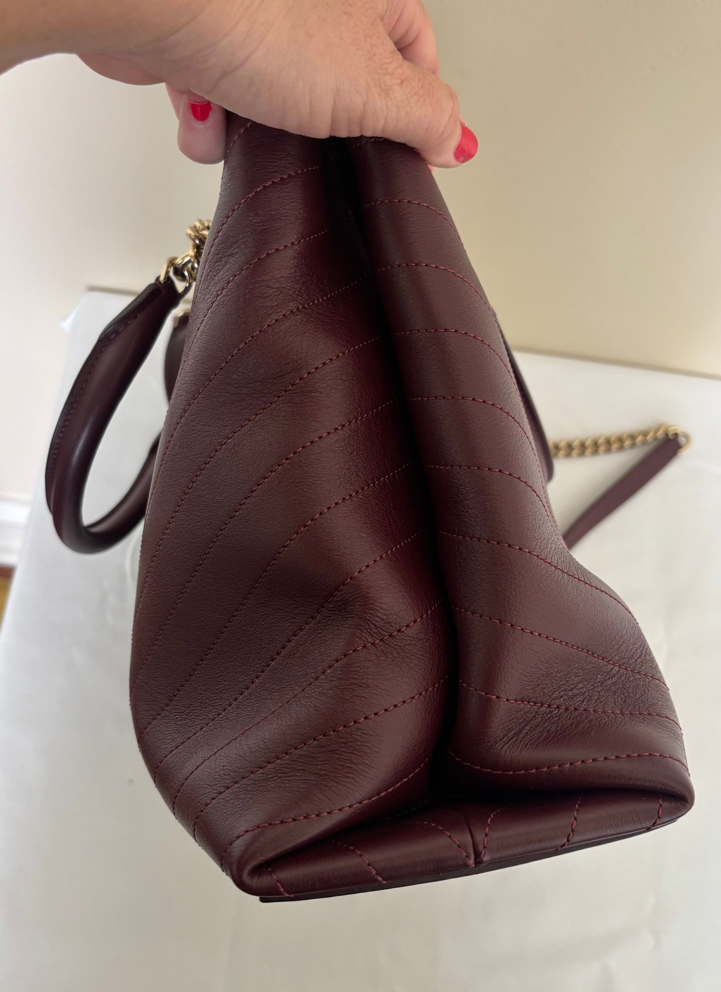 Chanel Chevron Shoulder Tote in Burgundy Chevon Pre-Owned