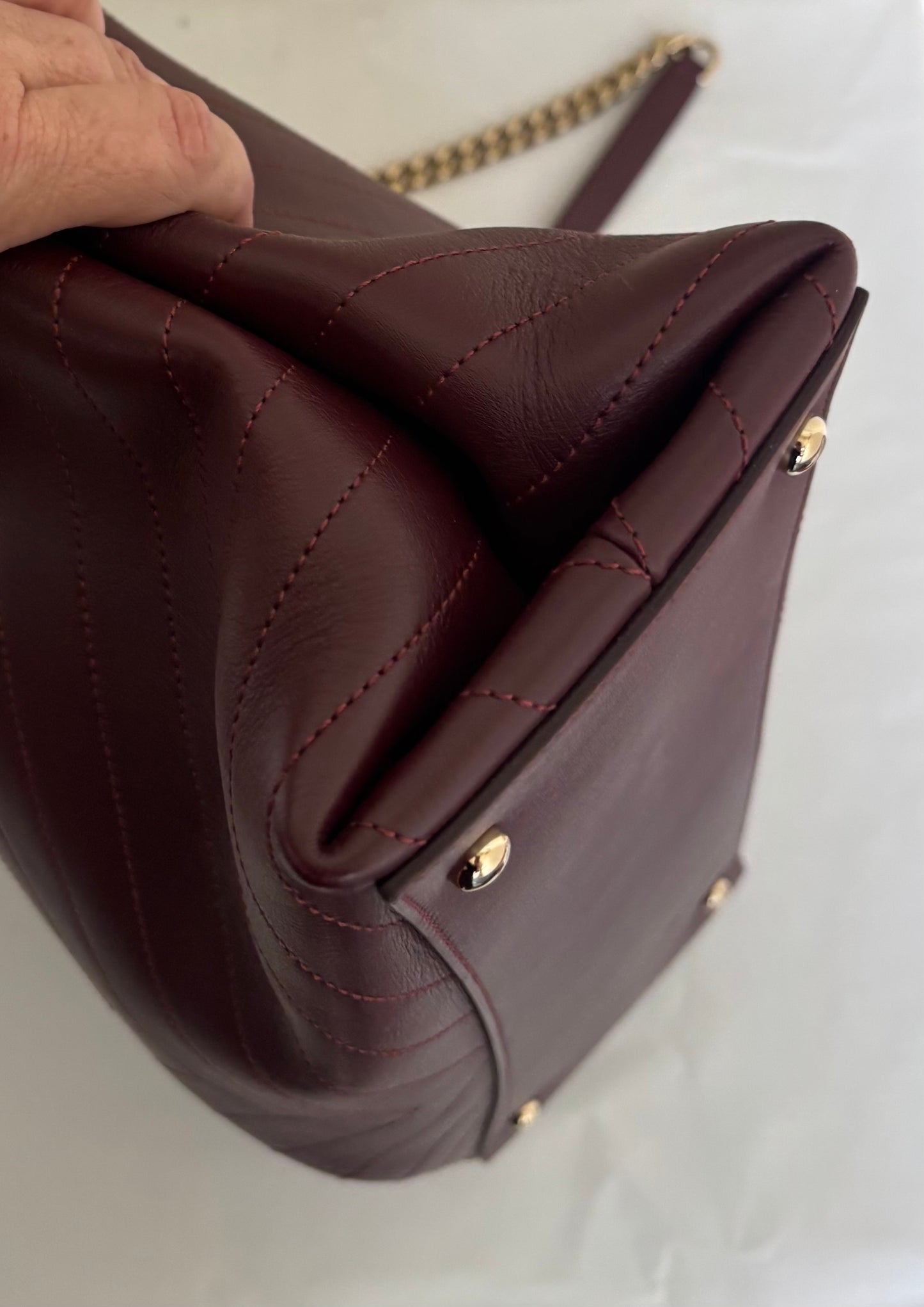 Chanel Chevron Shoulder Tote in Burgundy Chevon Pre-Owned