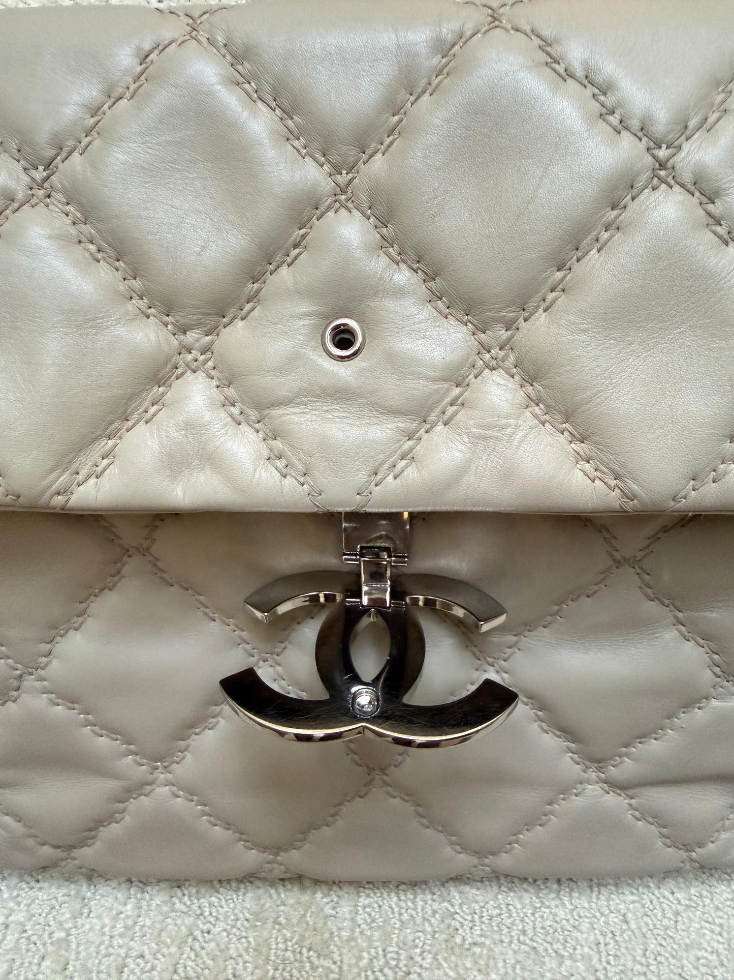 Chanel CC plaque silver hardware close-up