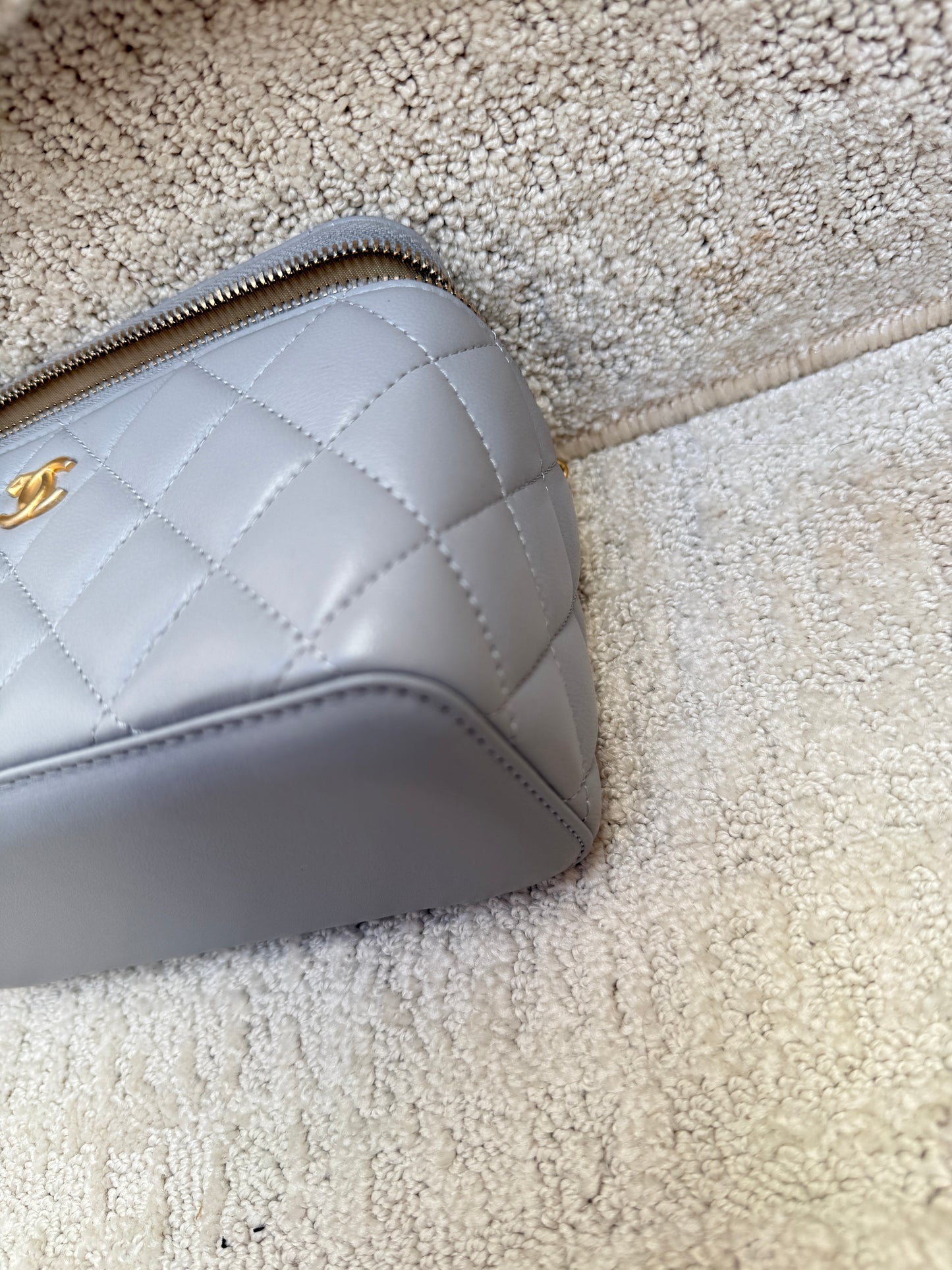 Chanel Lambskin Quilted Small Pearl Crush Vanity Case With Chain Grey