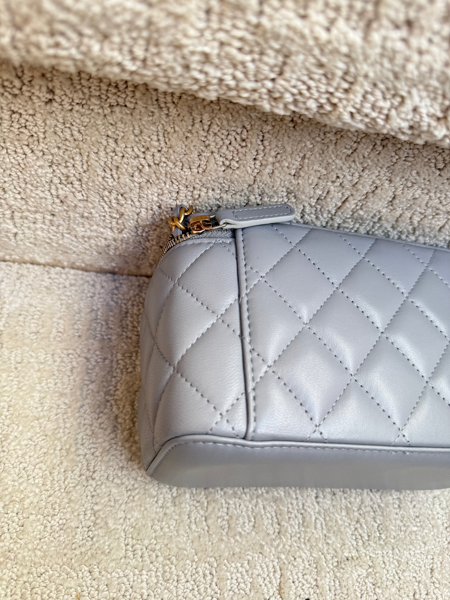 Chanel Lambskin Quilted Small Pearl Crush Vanity Case With Chain Grey