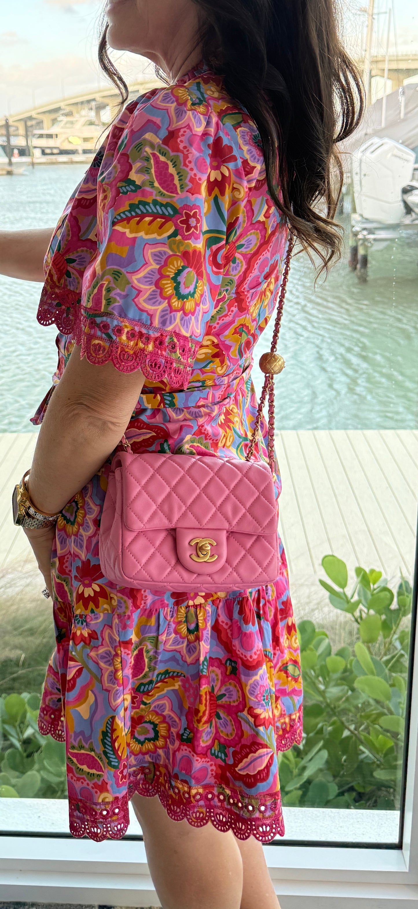 chanel preowned chanel pearl crush square in pink on women shown as a crossbody