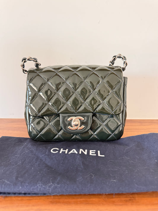 Chanel mini square Classic Flap in Navy patent with silver hardware