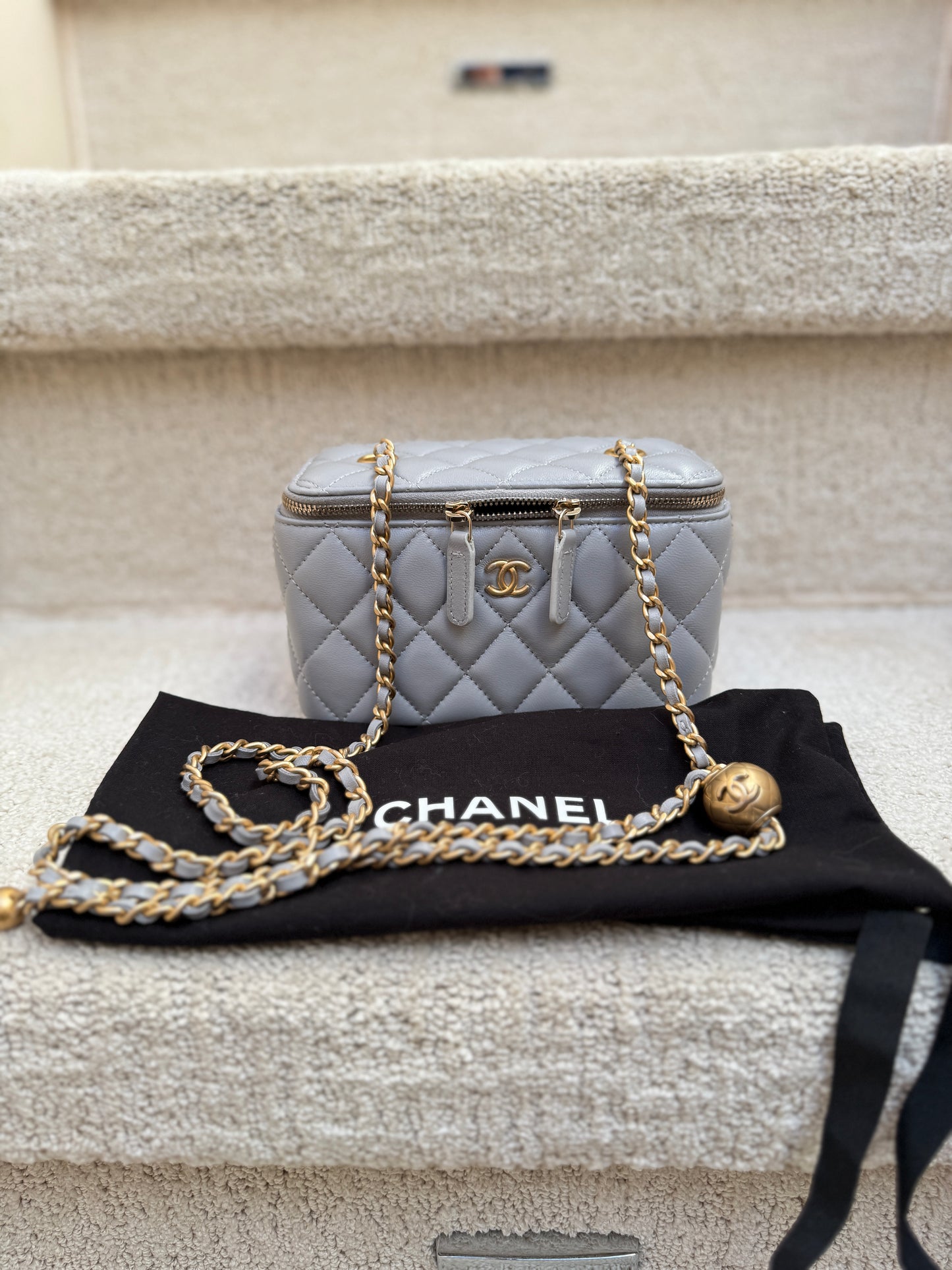 Chanel Lambskin Quilted Small Pearl Crush Vanity Case With Chain Grey