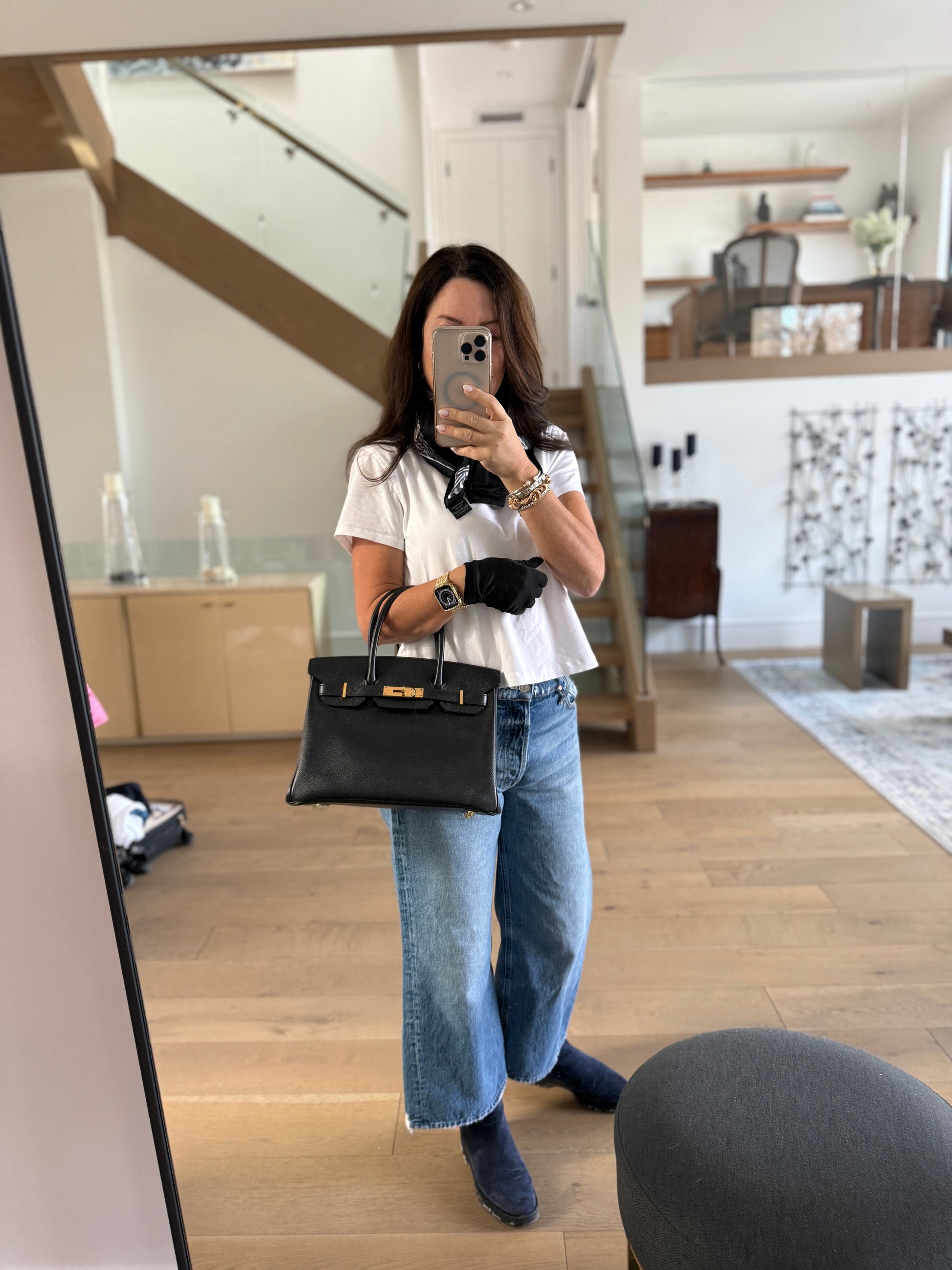 hermes birkin 30 on women's arm offered resale