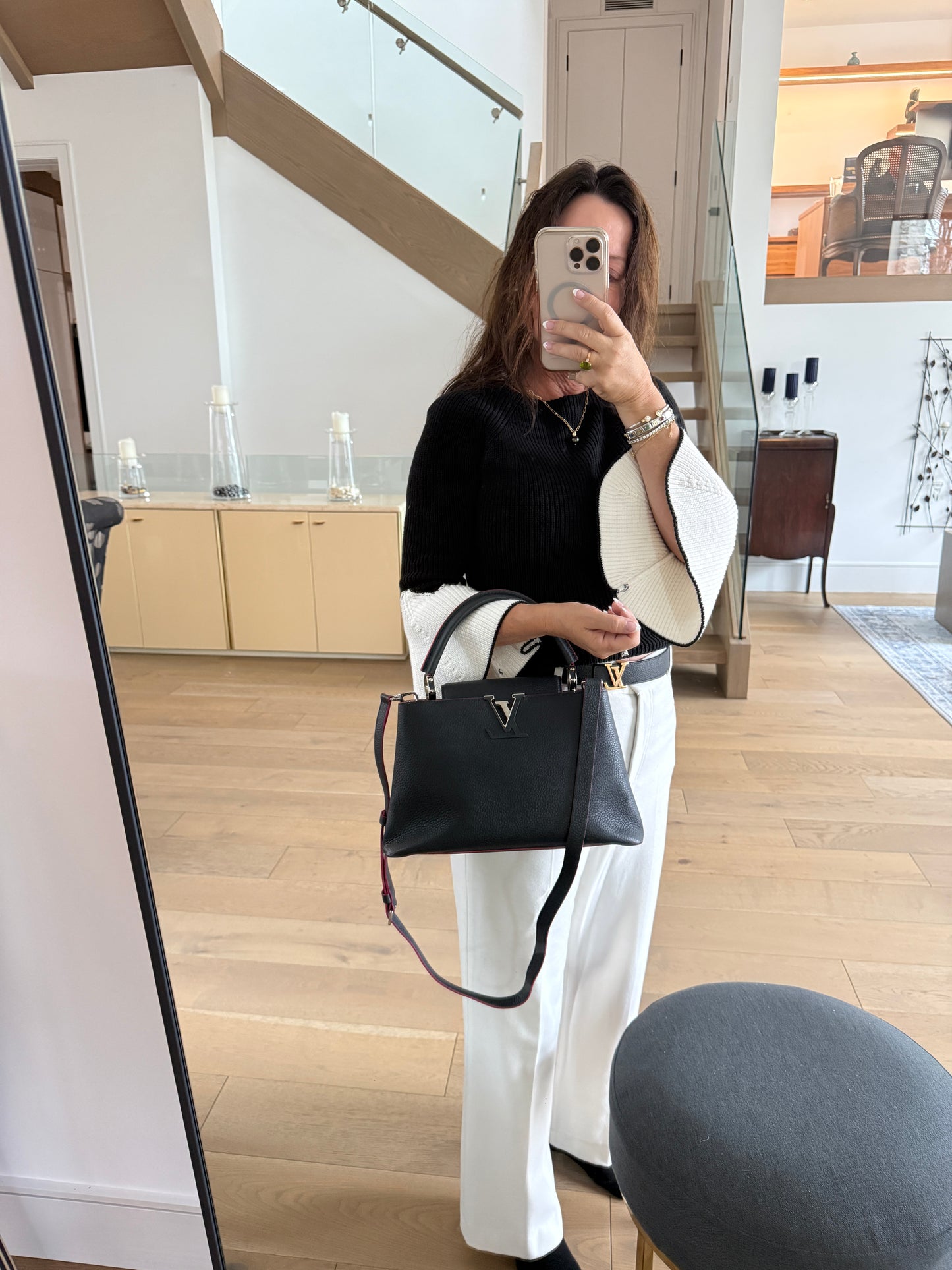 Louis Vuitton Taurillon Capucines PM in Dark Navy & Pink