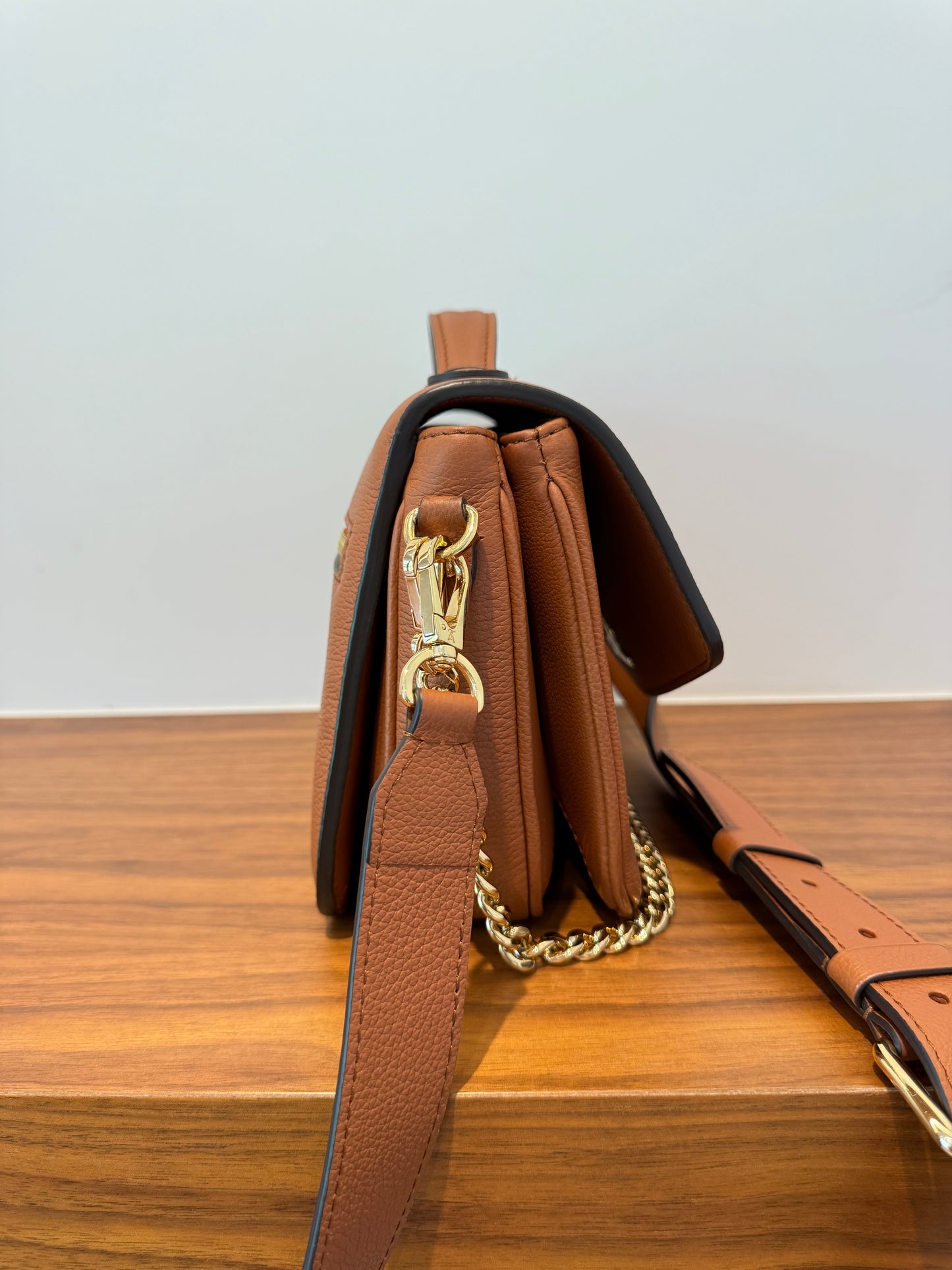 Louis Vuitton Lockme Oxford Cognac Pre-Owned
