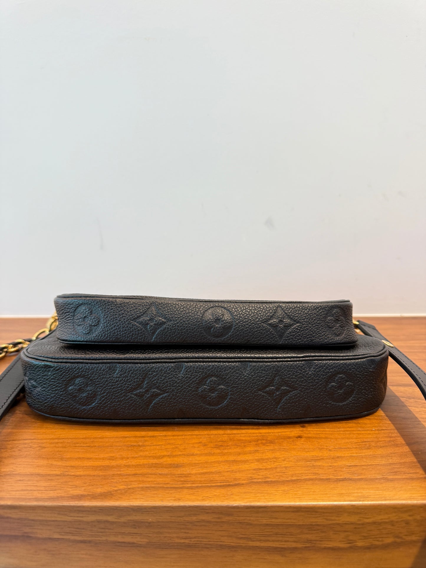 Louis Vuitton Empreinte Monogram Giant Multi Pochette Accessories Black Pre-Owned