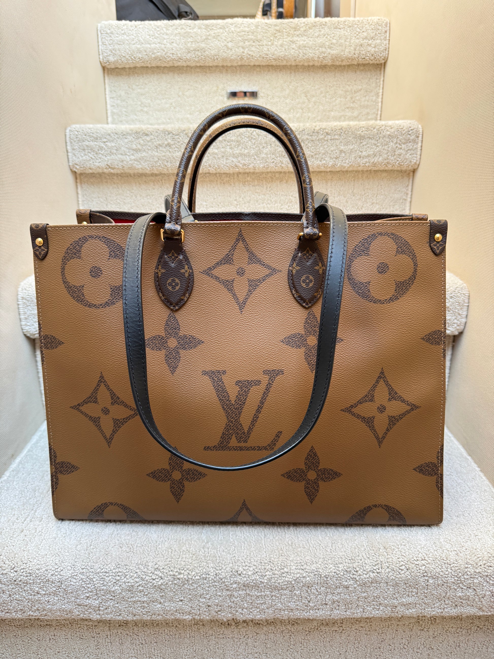 Louis Vuitton On the Go GM Monogram Lighter Brown side withe 2 sets of straps for sale from purseonalshopper