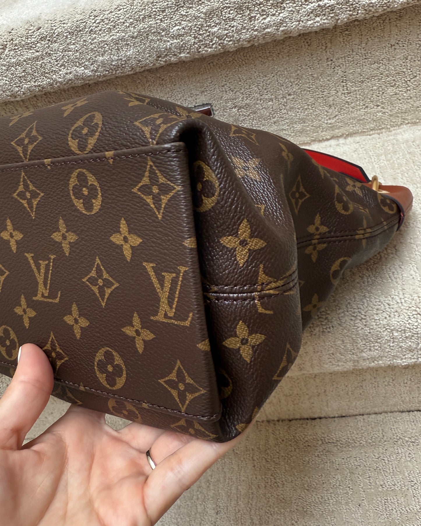 Louis Vuitton Tuileries Hobo Bag in Caramel Brown